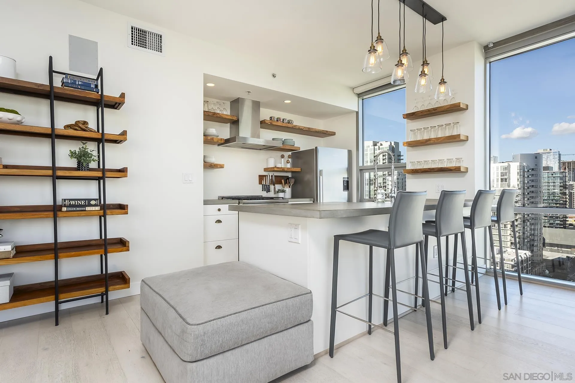 321 10th Ave Unit 2101