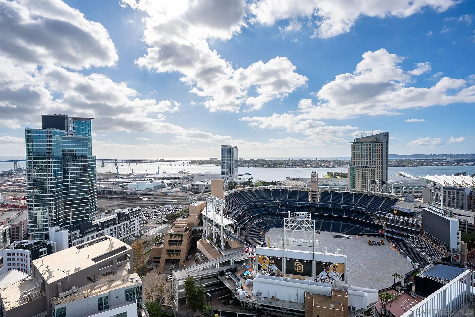 321 10th Ave Unit 2101