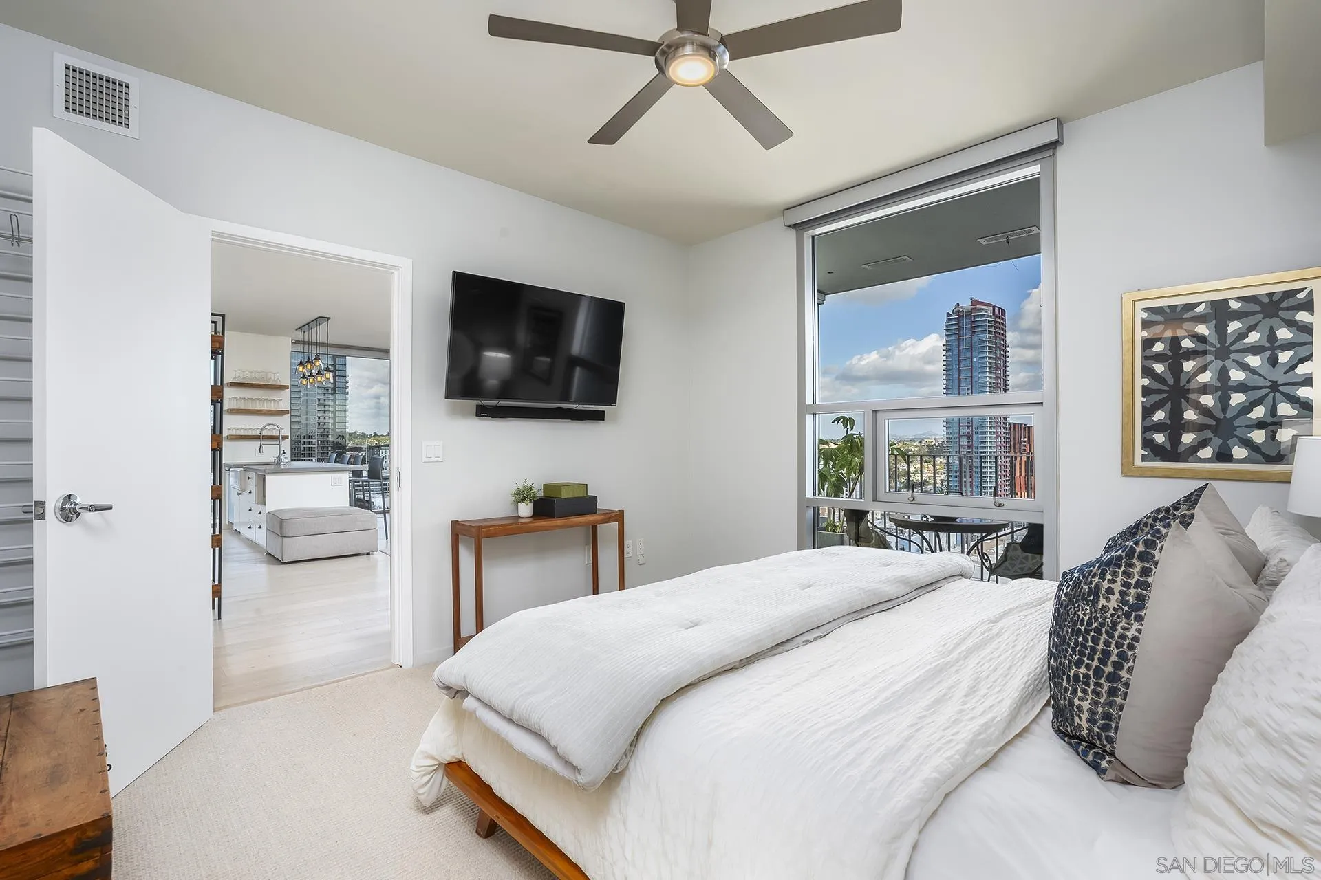 321 10th Ave Unit 2101