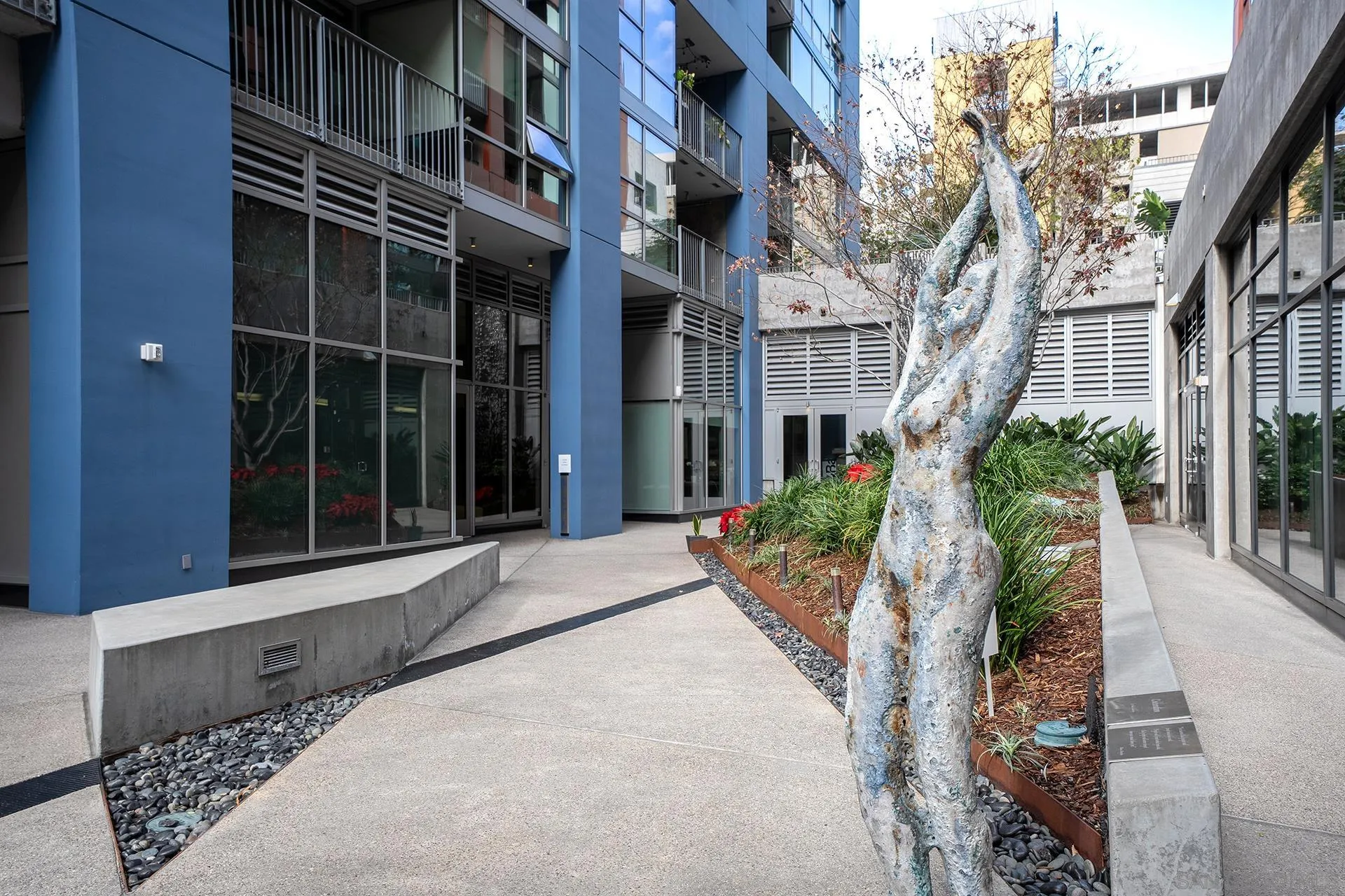 321 10th Ave Unit 2101