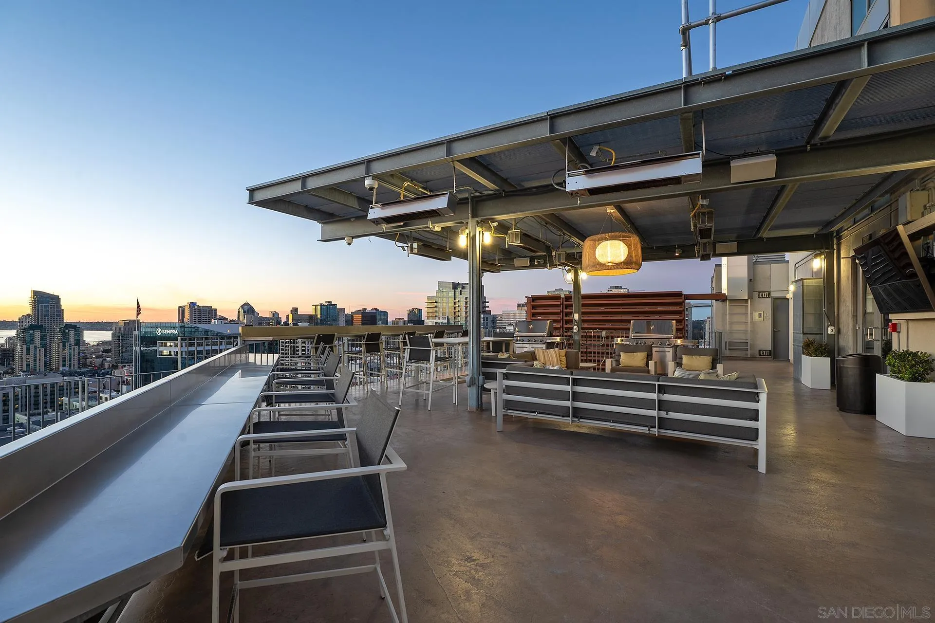 321 10th Ave Unit 2101