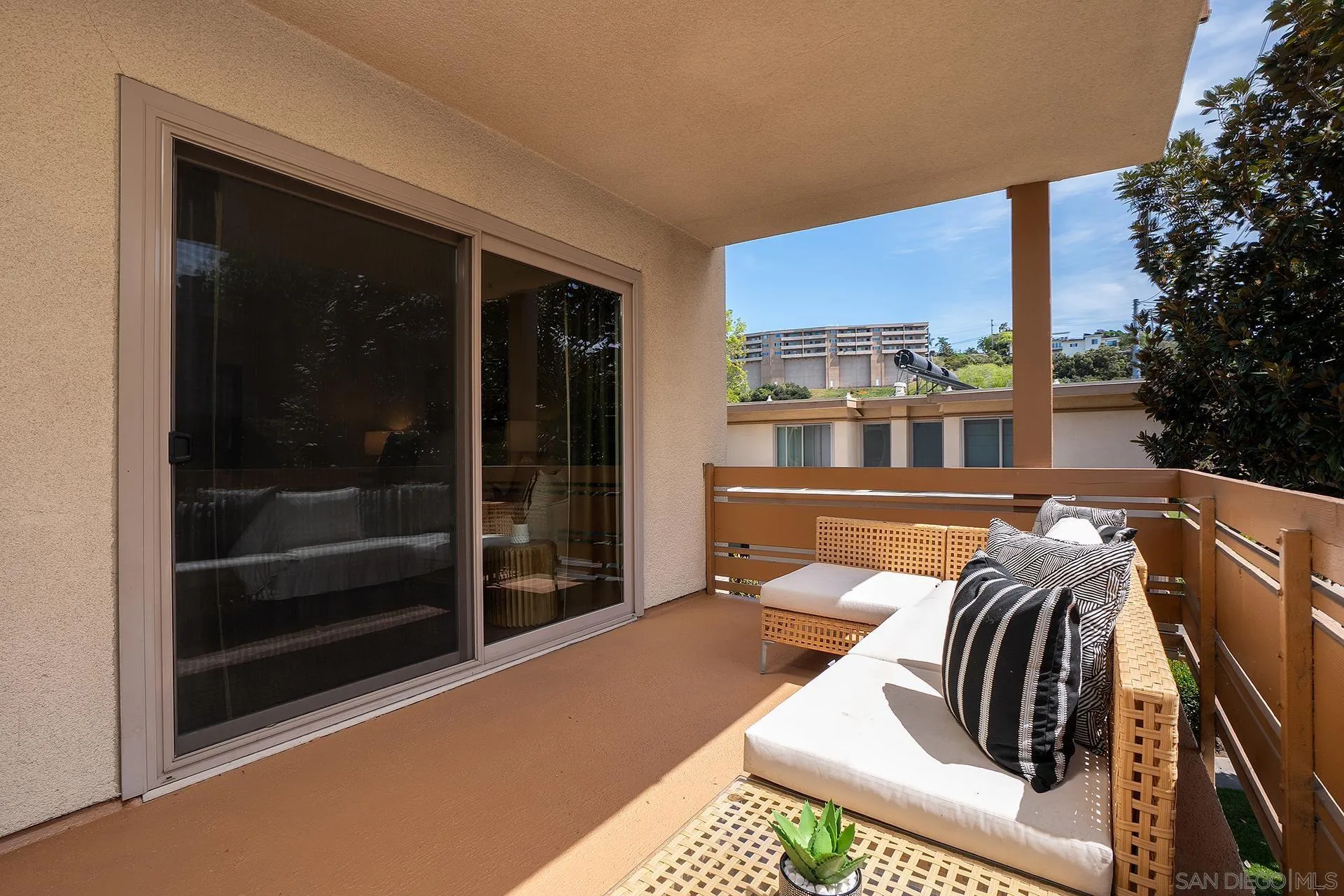 3982 Valeta Unit 273