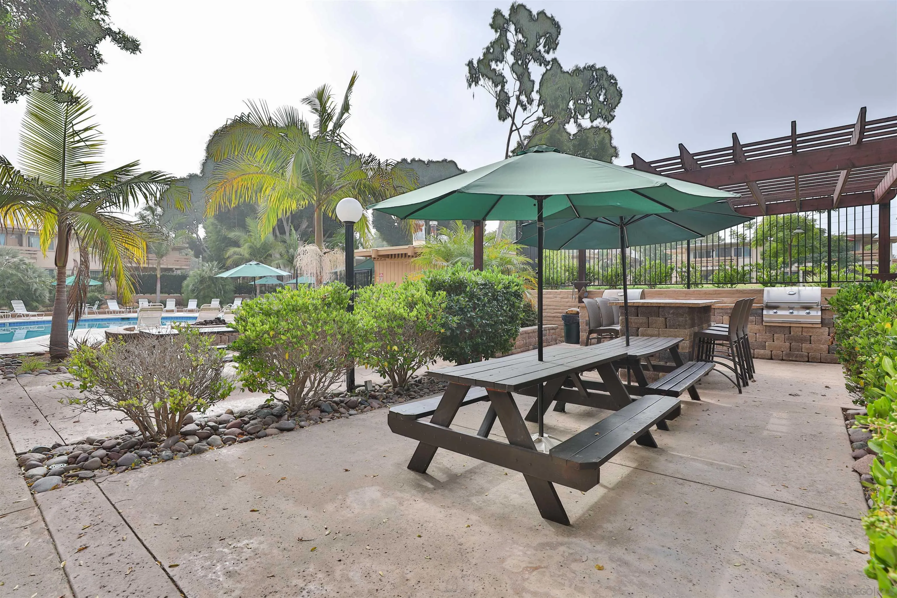 3982 Valeta Unit 273