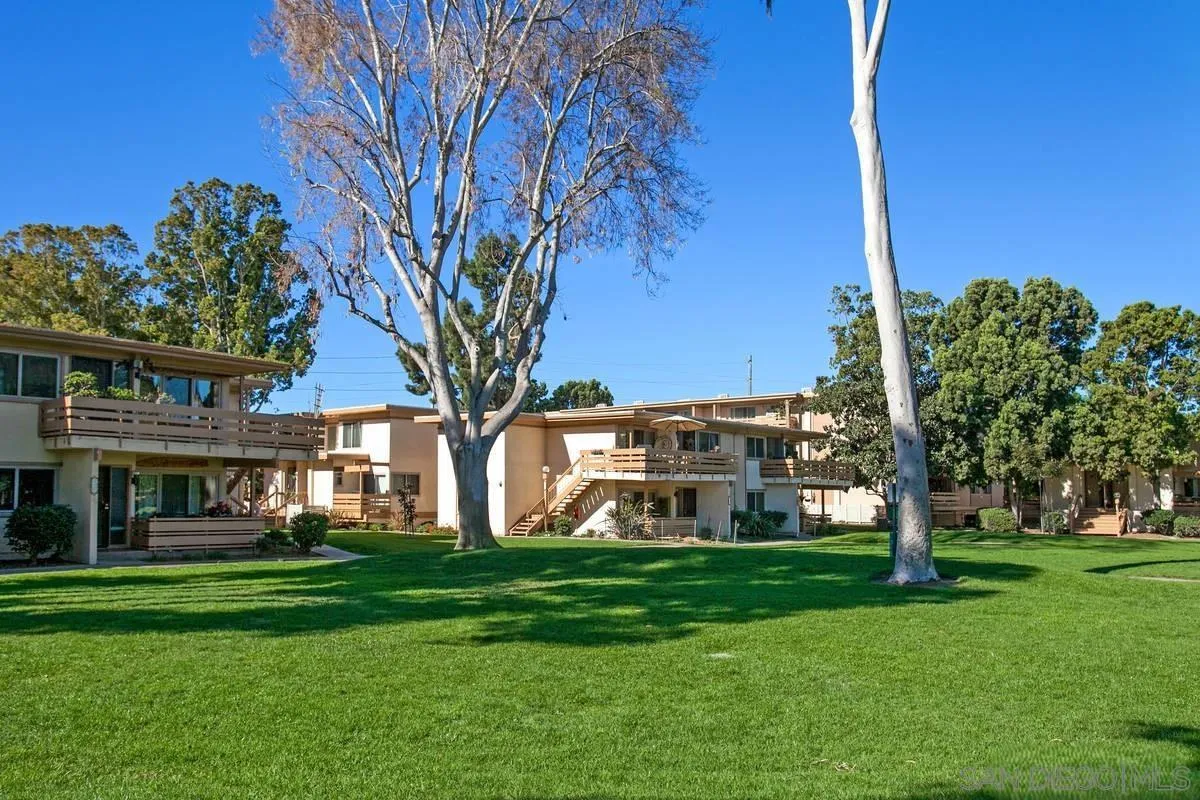 3982 Valeta Unit 273