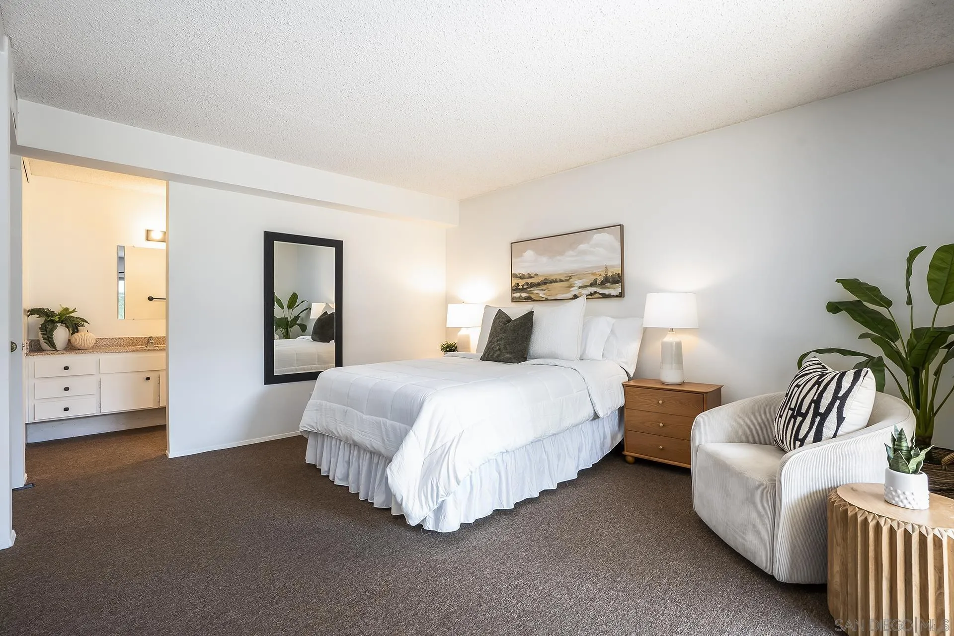 3982 Valeta Unit 273