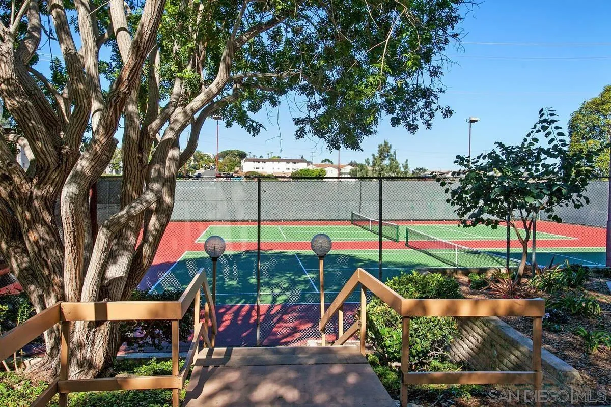 3982 Valeta Unit 273