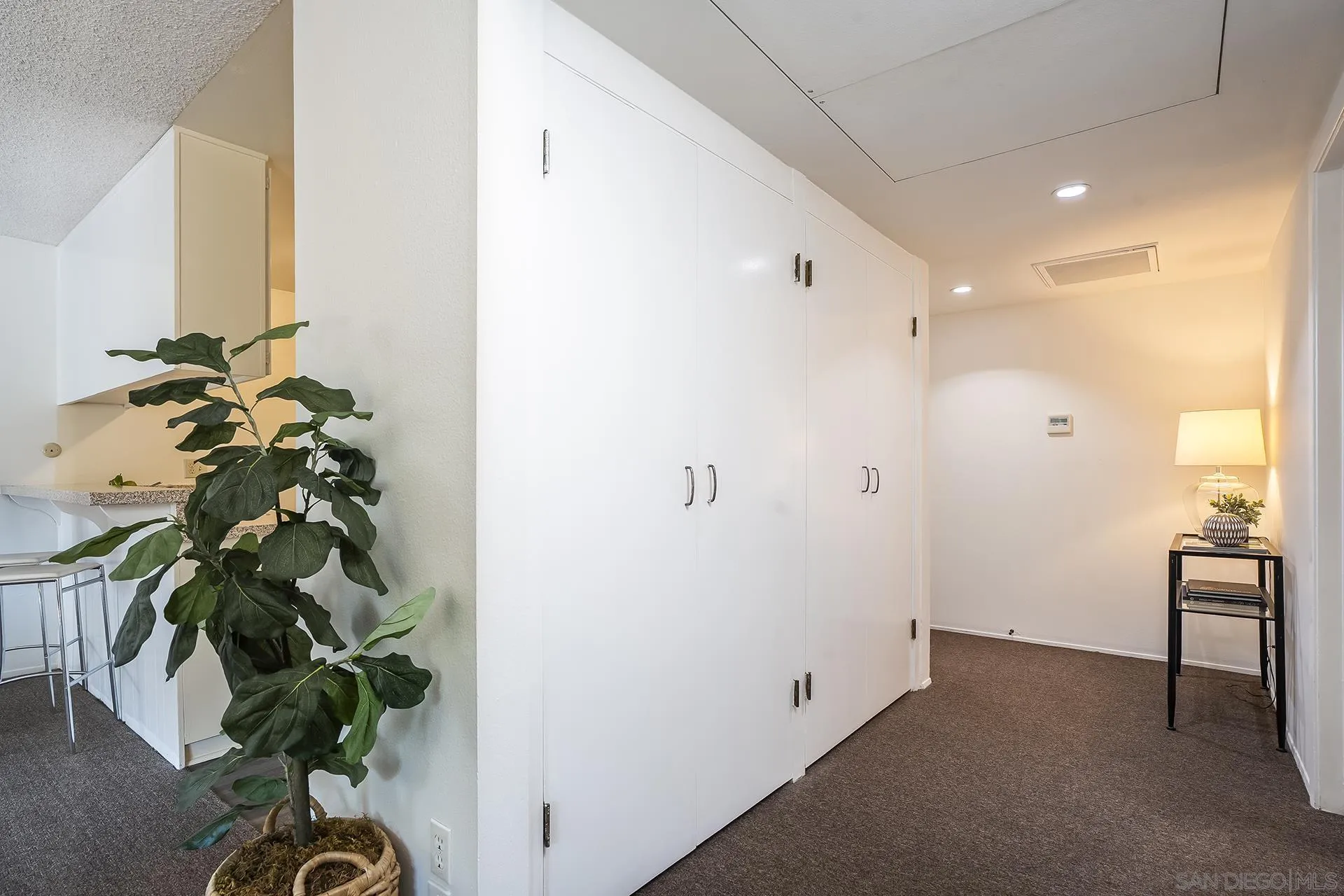 3982 Valeta Unit 273