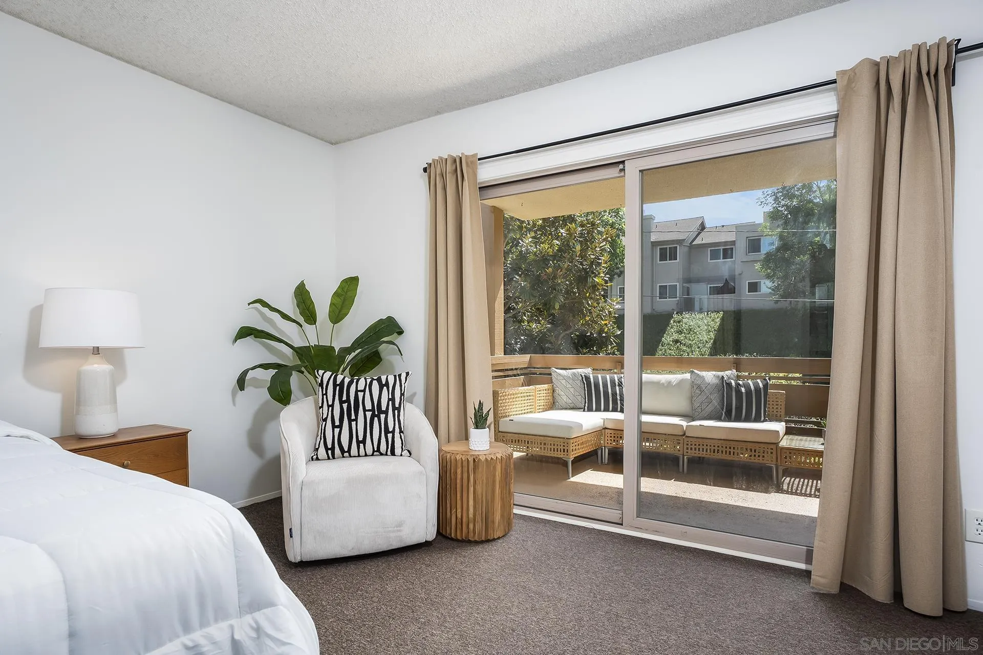 3982 Valeta Unit 273