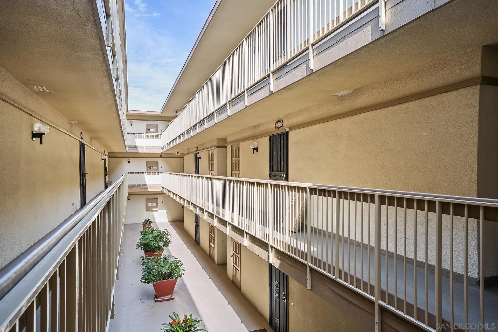 3982 Valeta Unit 273