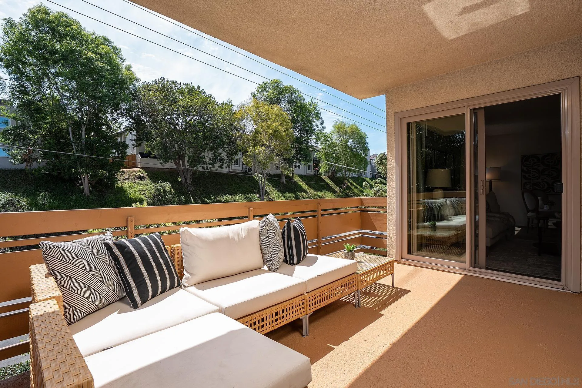 3982 Valeta Unit 273