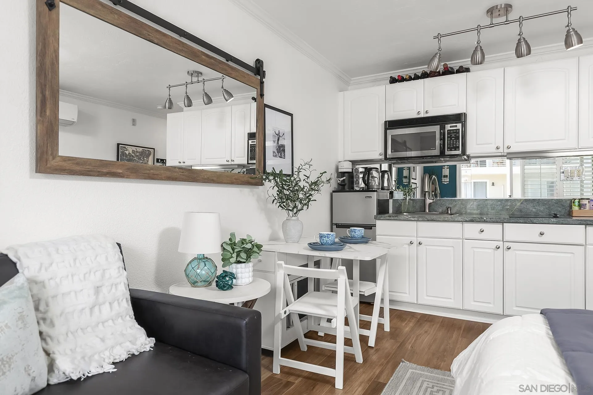 1021 Scott St Unit 225