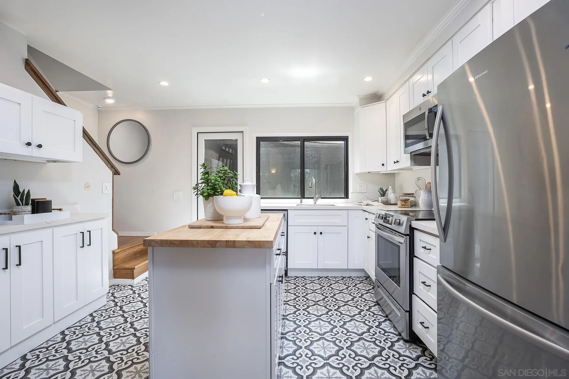 2232 Caminito Pajarito Unit 112