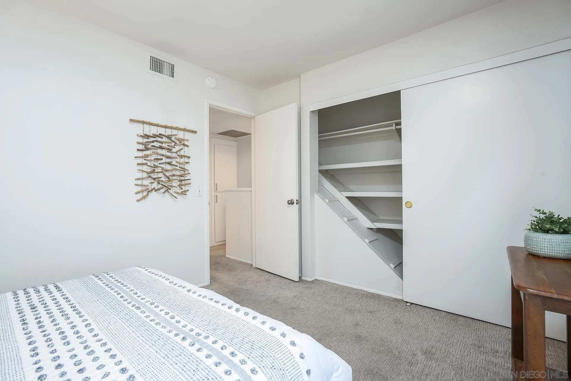 2232 Caminito Pajarito Unit 112