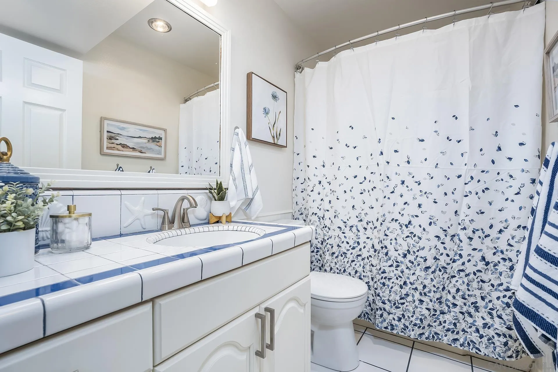 2232 Caminito Pajarito Unit 112