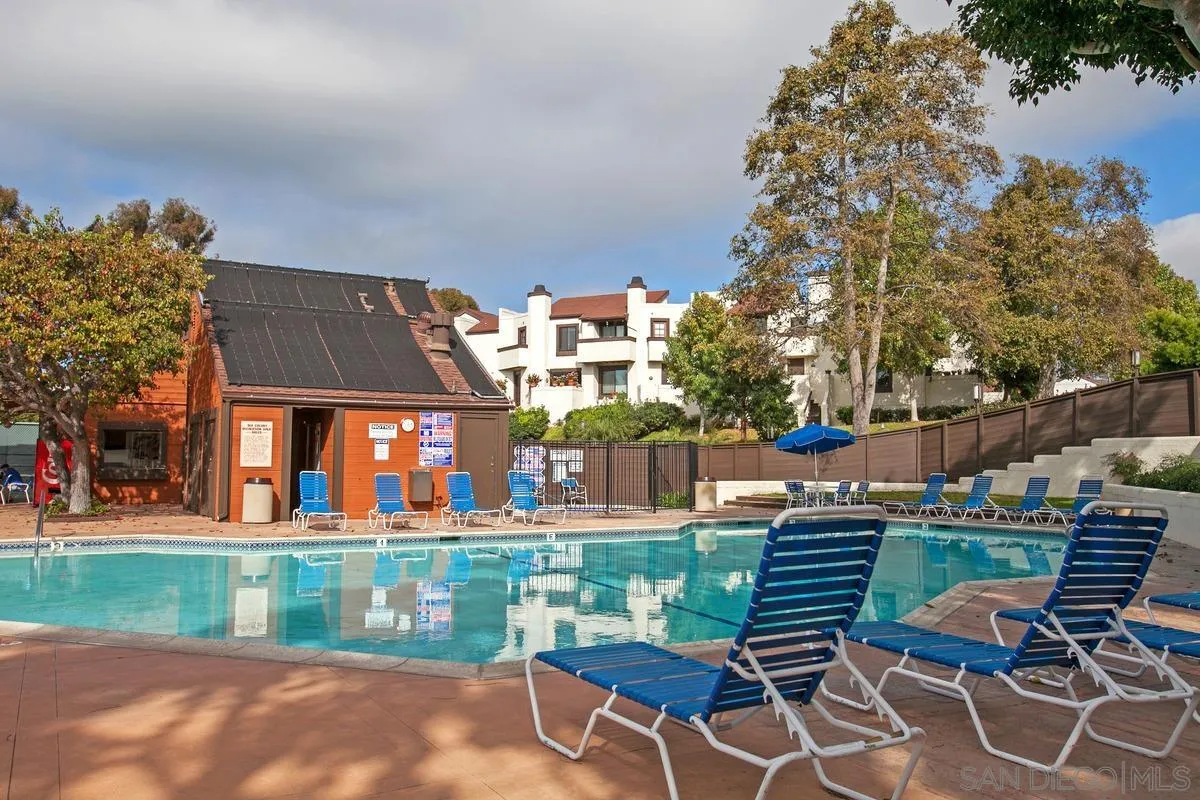 2232 Caminito Pajarito Unit 112