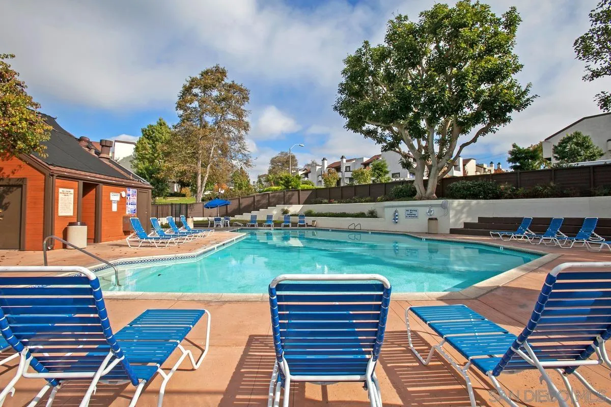 2232 Caminito Pajarito Unit 112