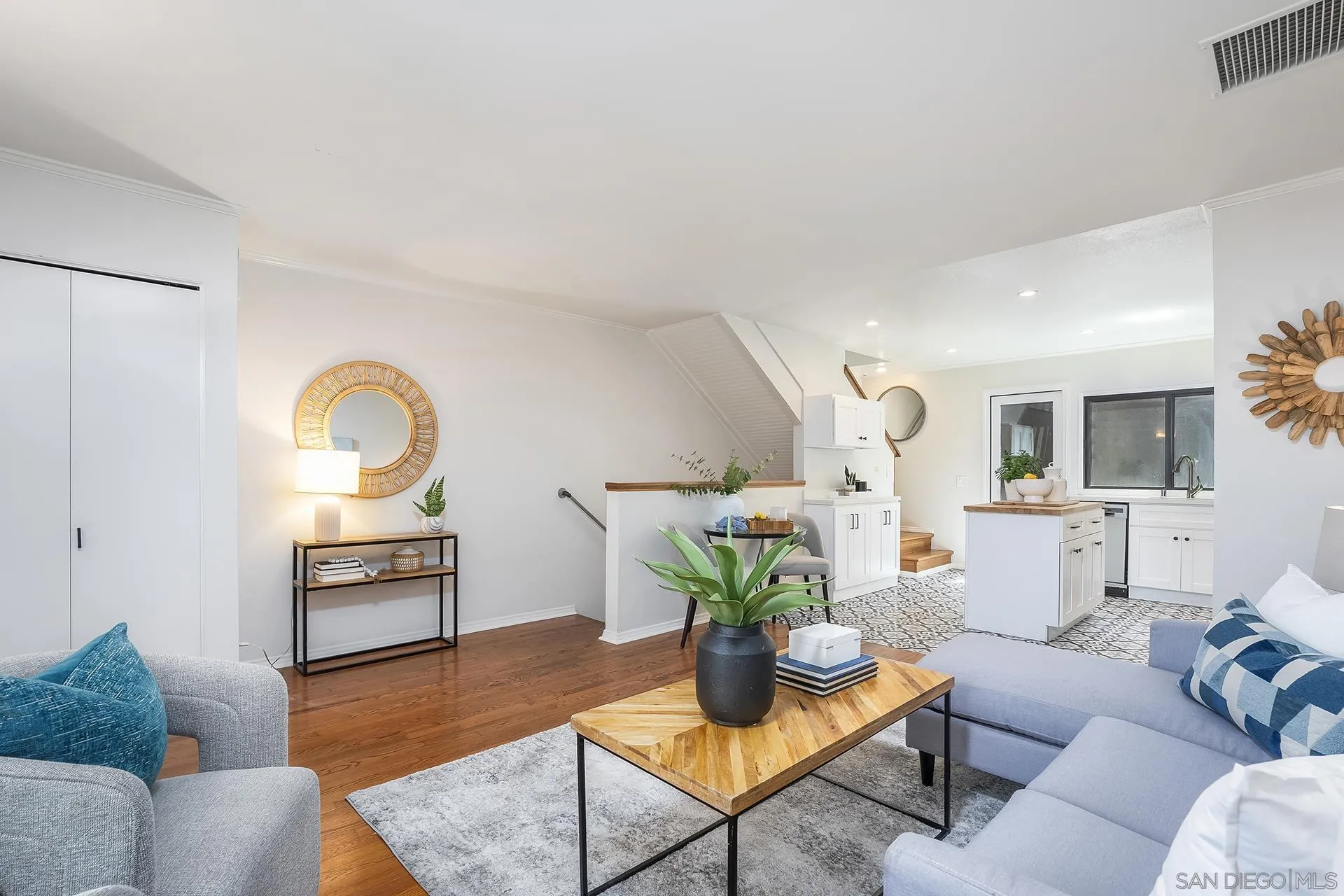 2232 Caminito Pajarito Unit 112