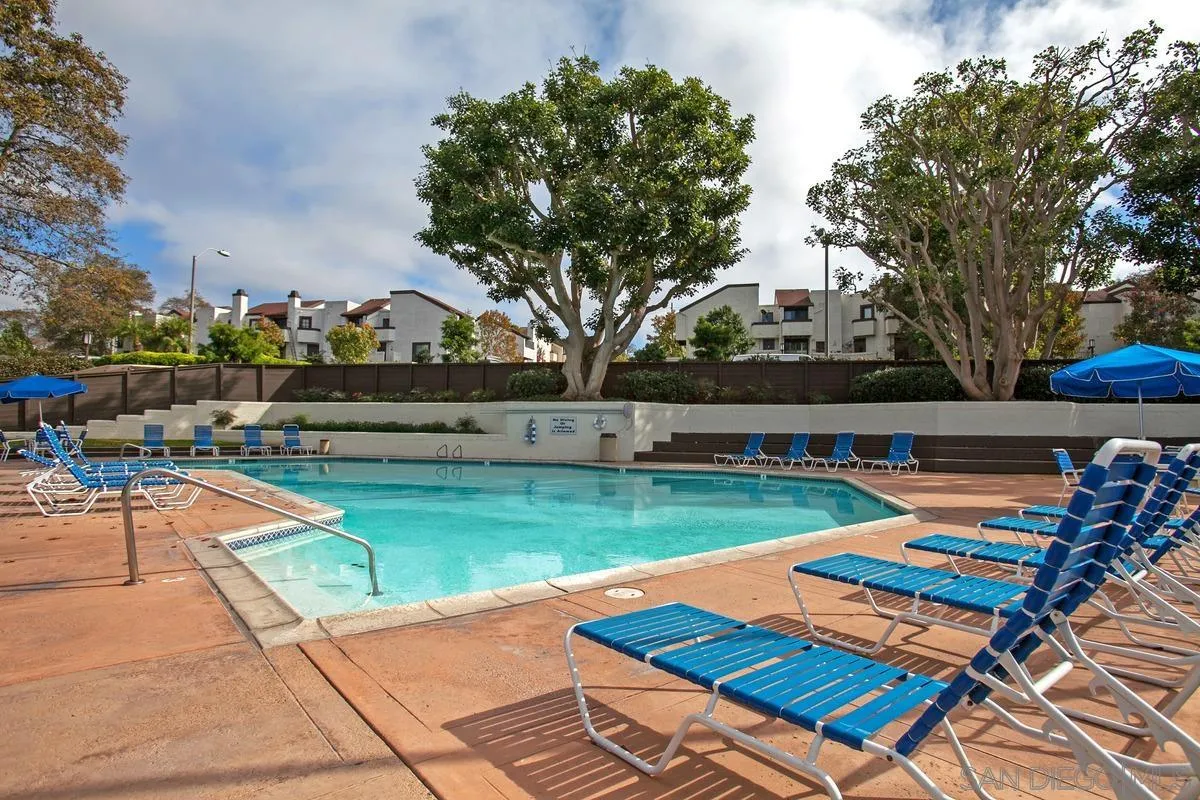 2232 Caminito Pajarito Unit 112