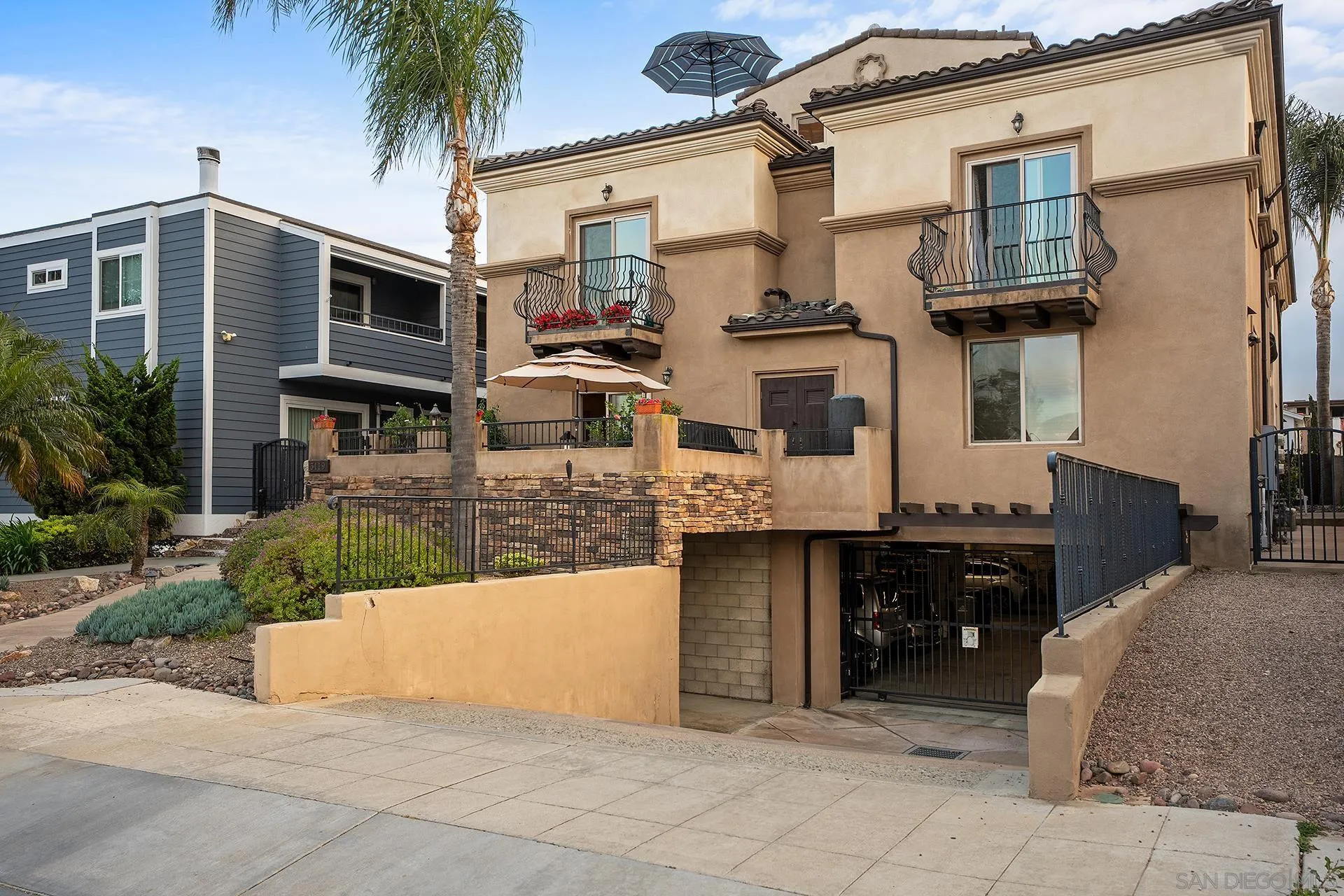 3119 Carleton Unit 1