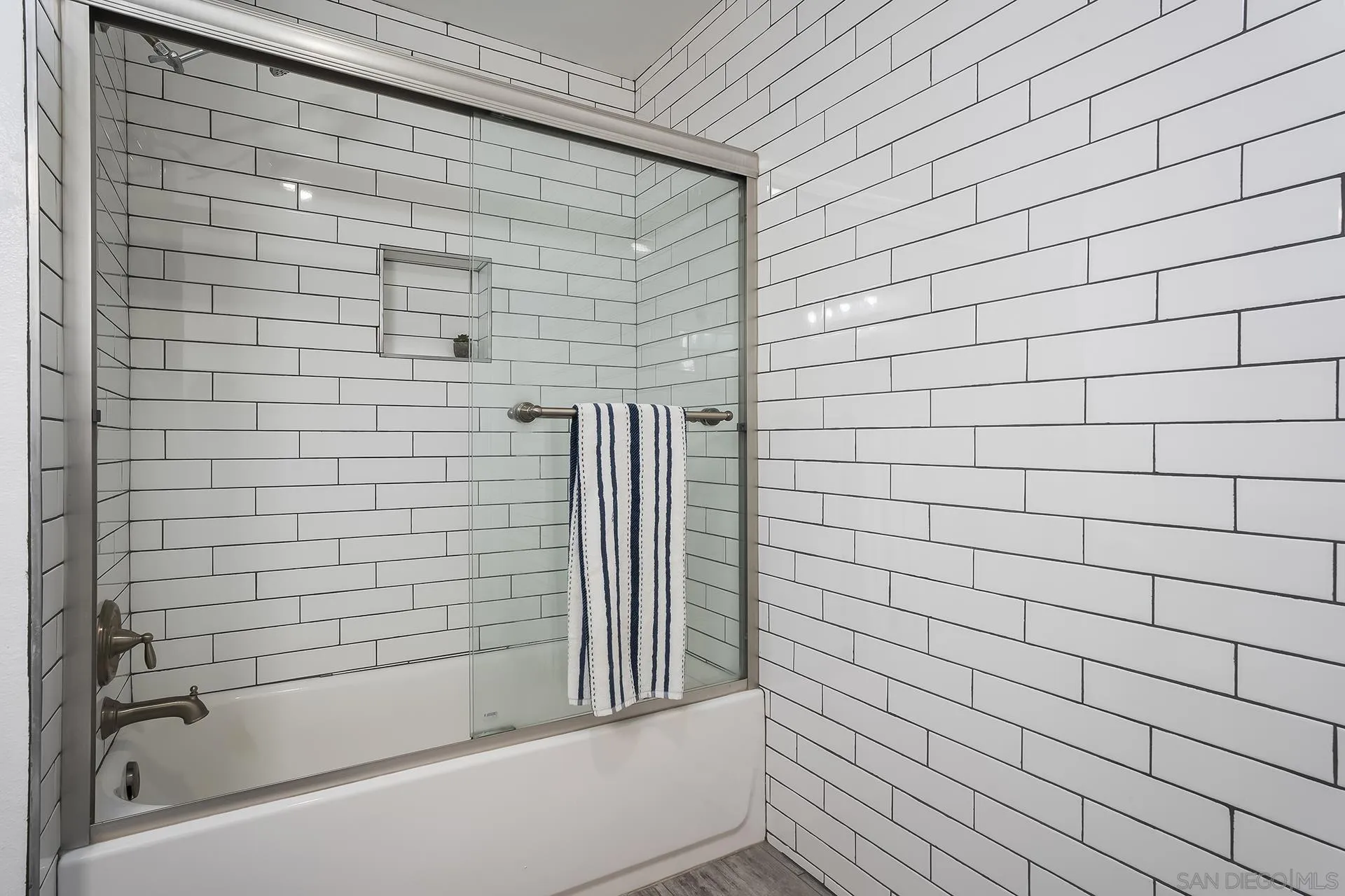 2909 Cowley Unit F
