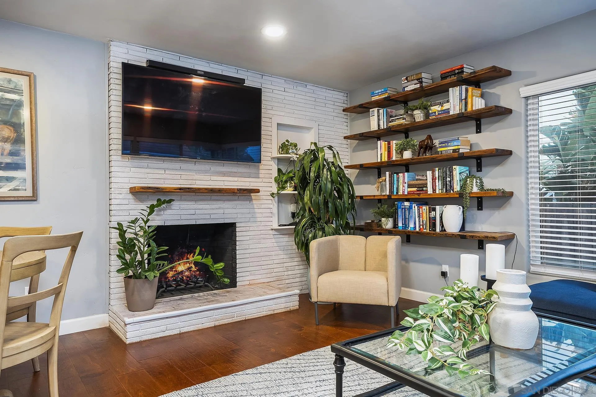 3115 Russell