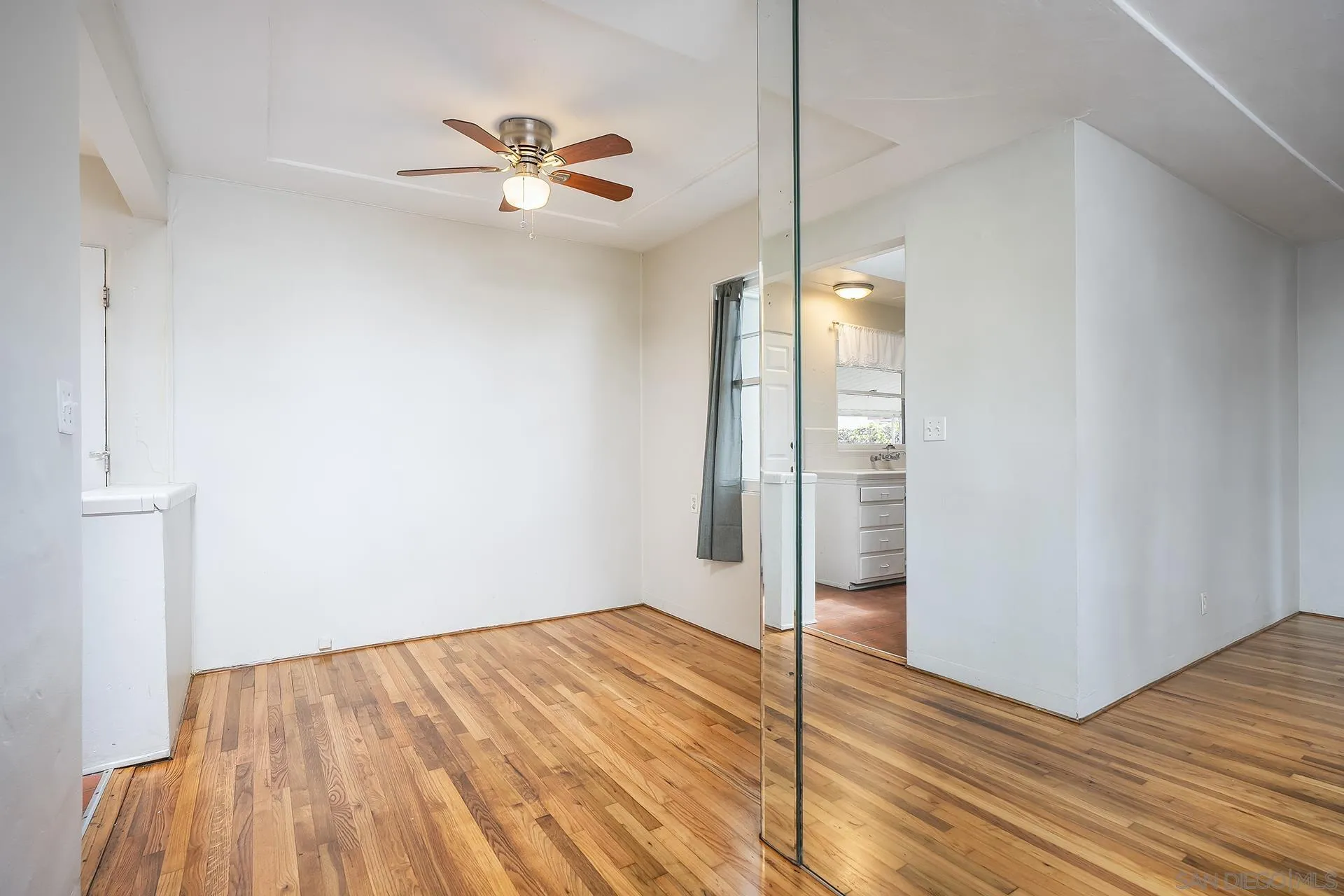 1537 Sunset Cliffs