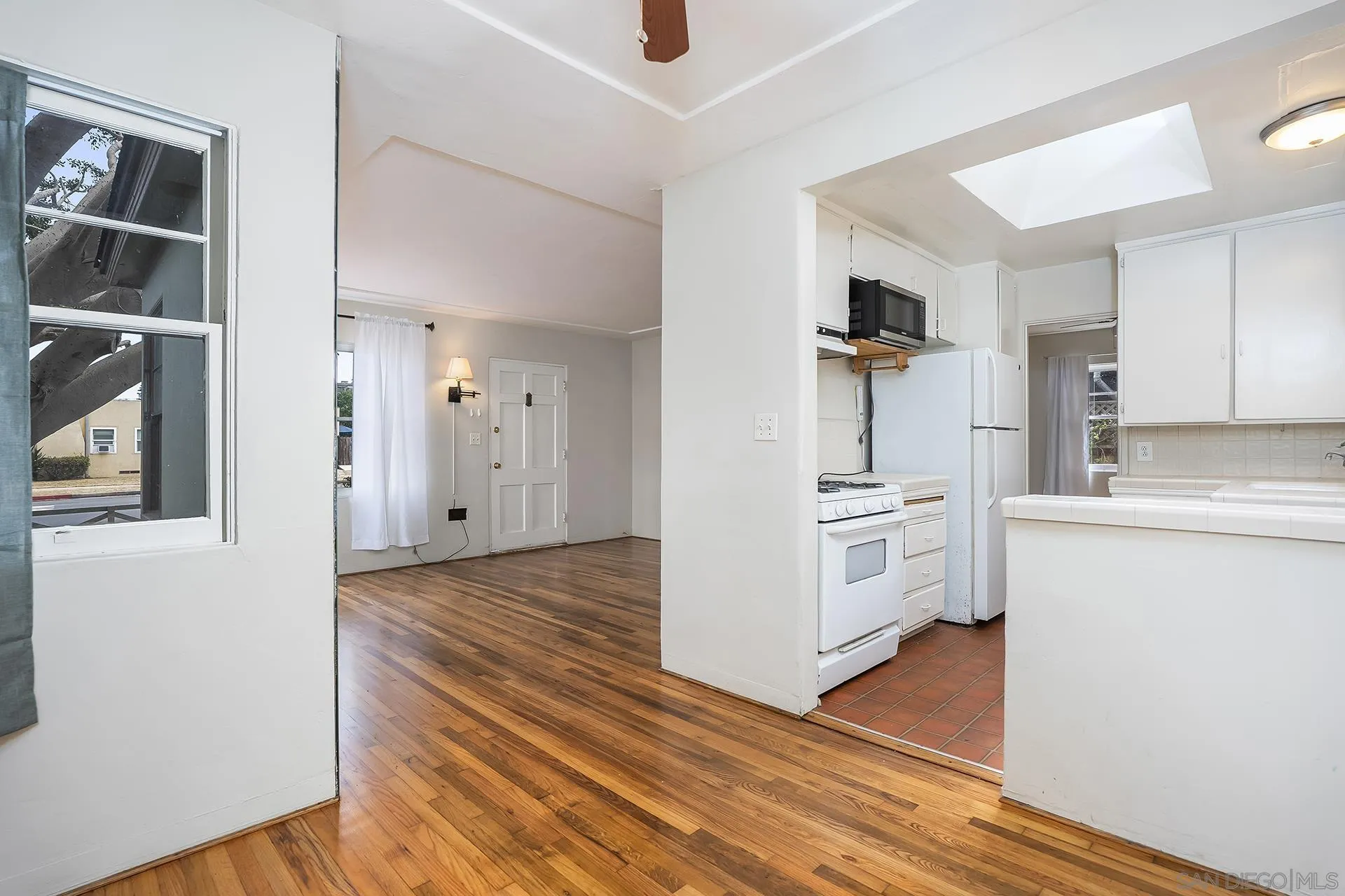 1537 Sunset Cliffs