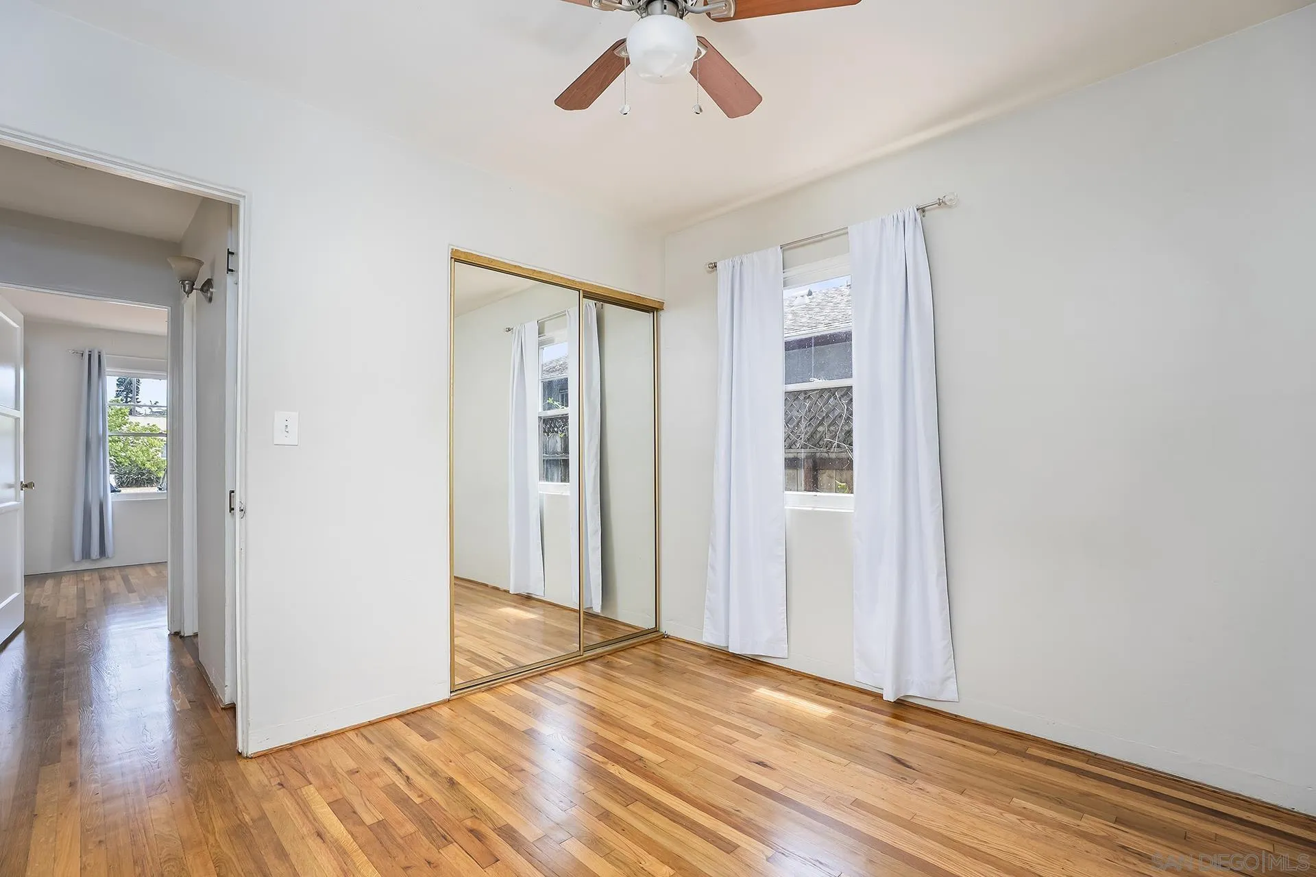 1537 Sunset Cliffs
