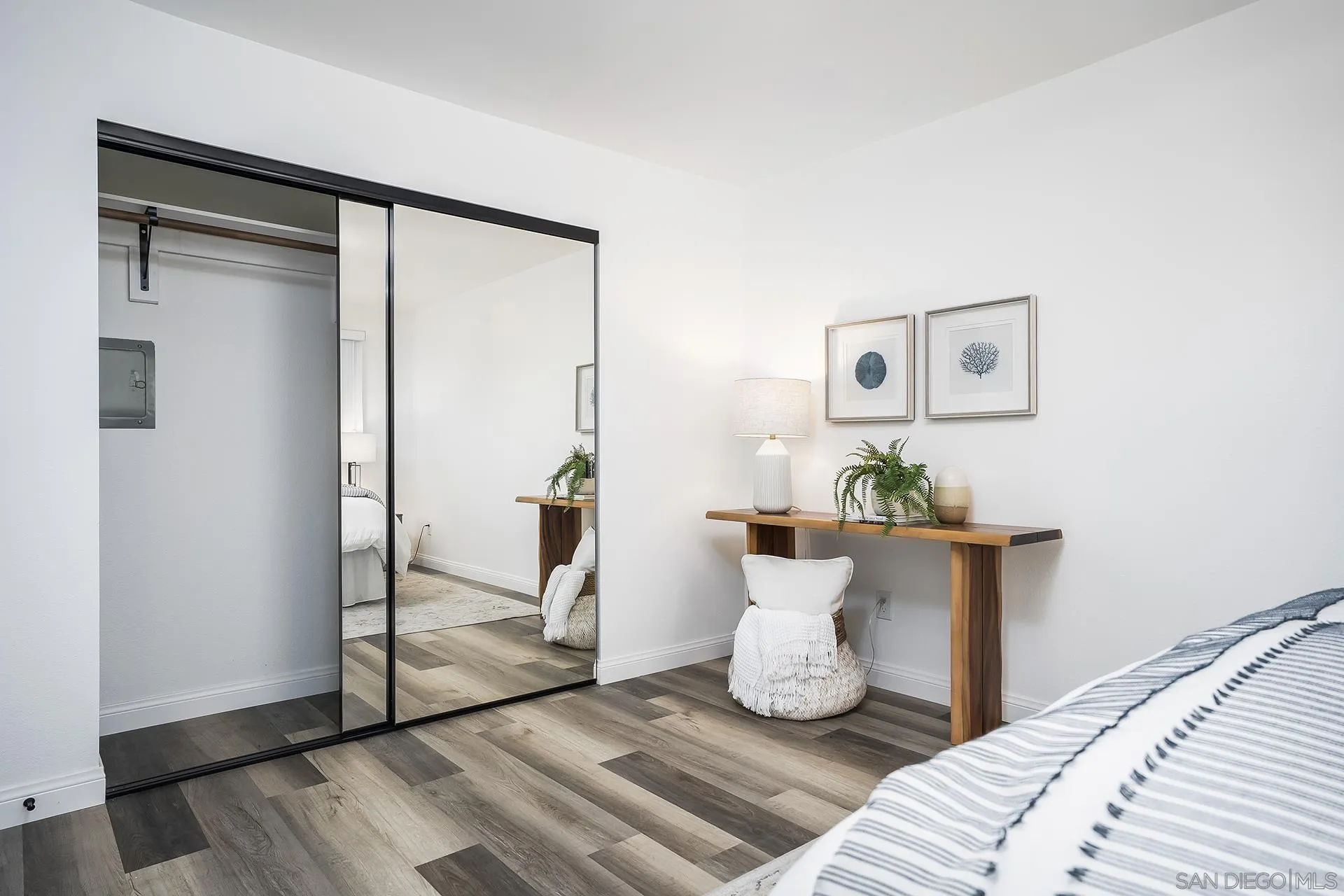 2388 Grand