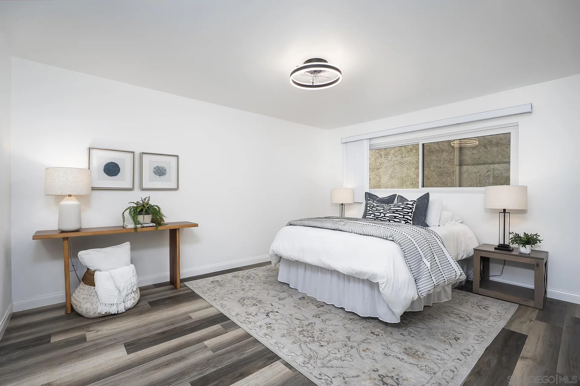 2388 Grand