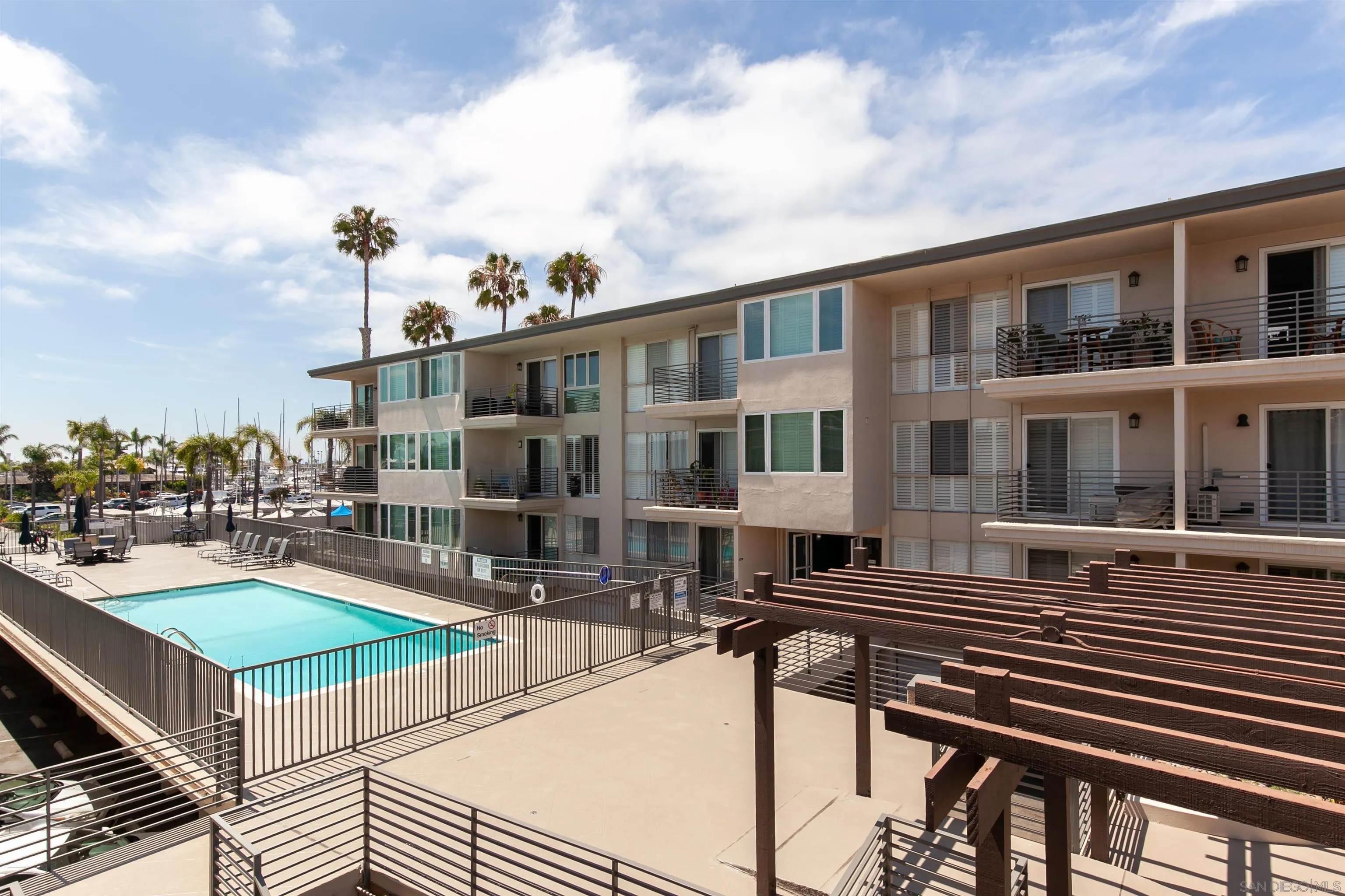 1021 Scott Unit 107