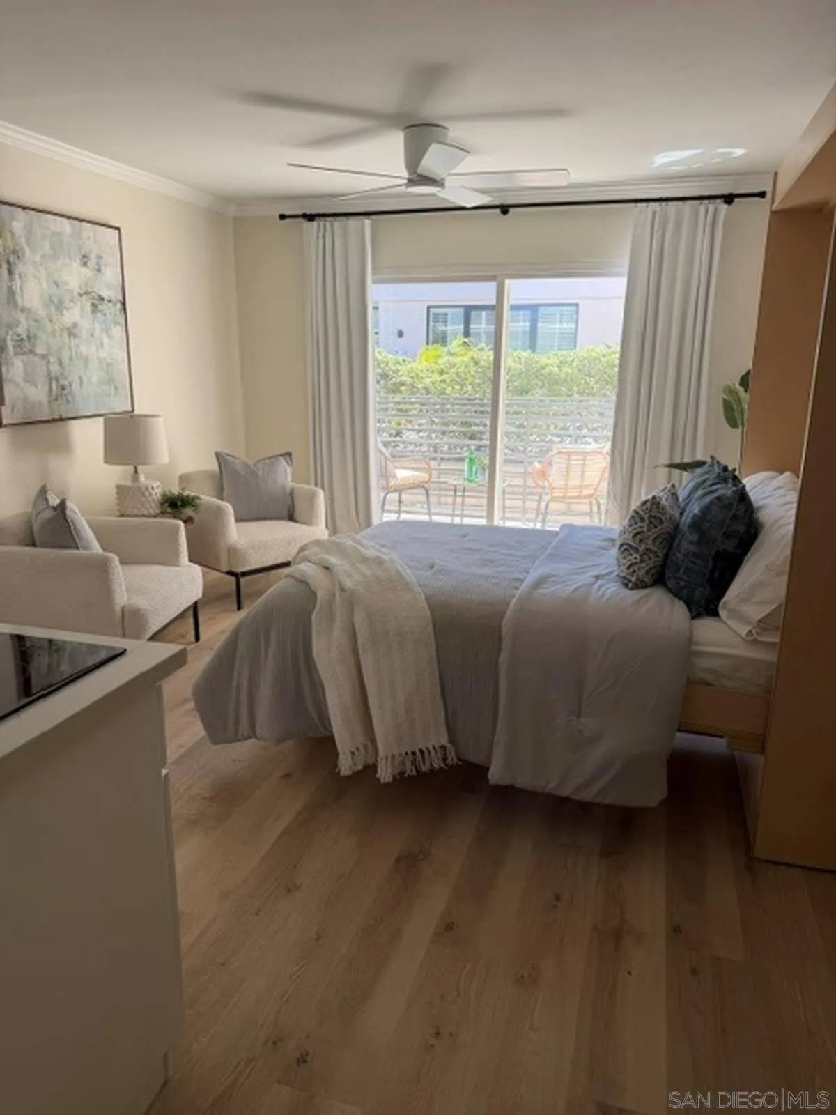 1021 Scott Unit 107