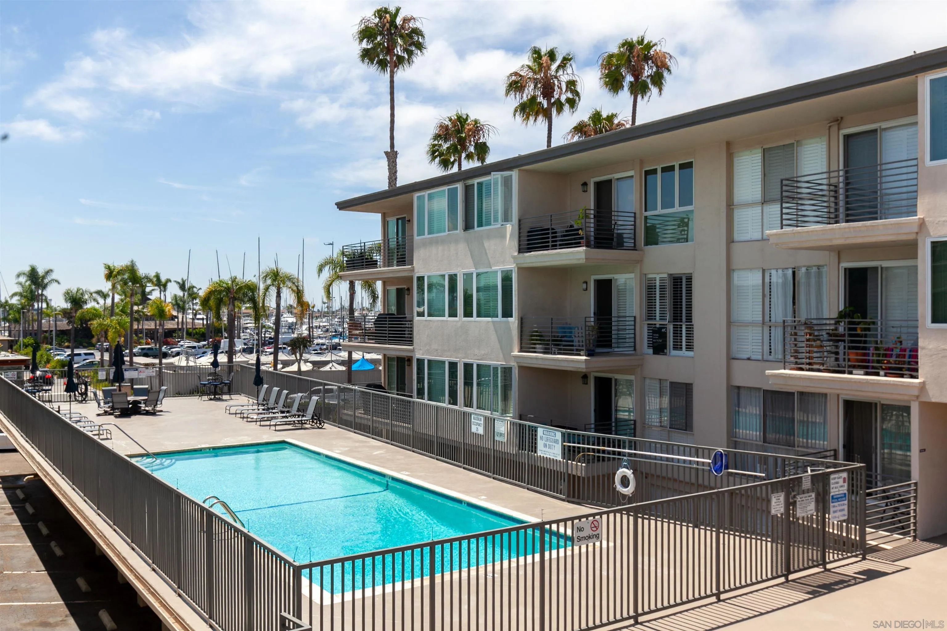 1021 Scott Unit 107