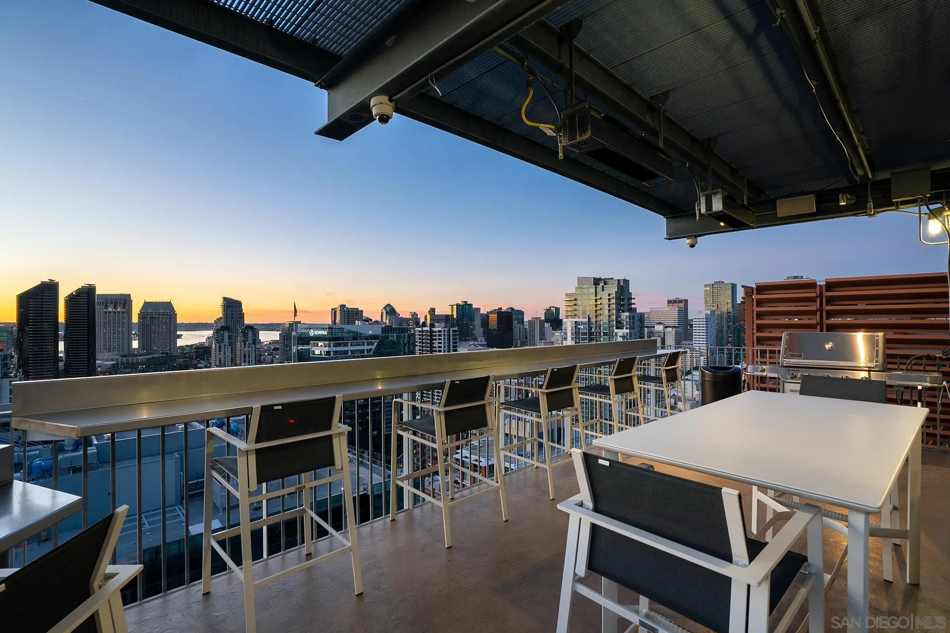 321 10th Ave Unit 2101