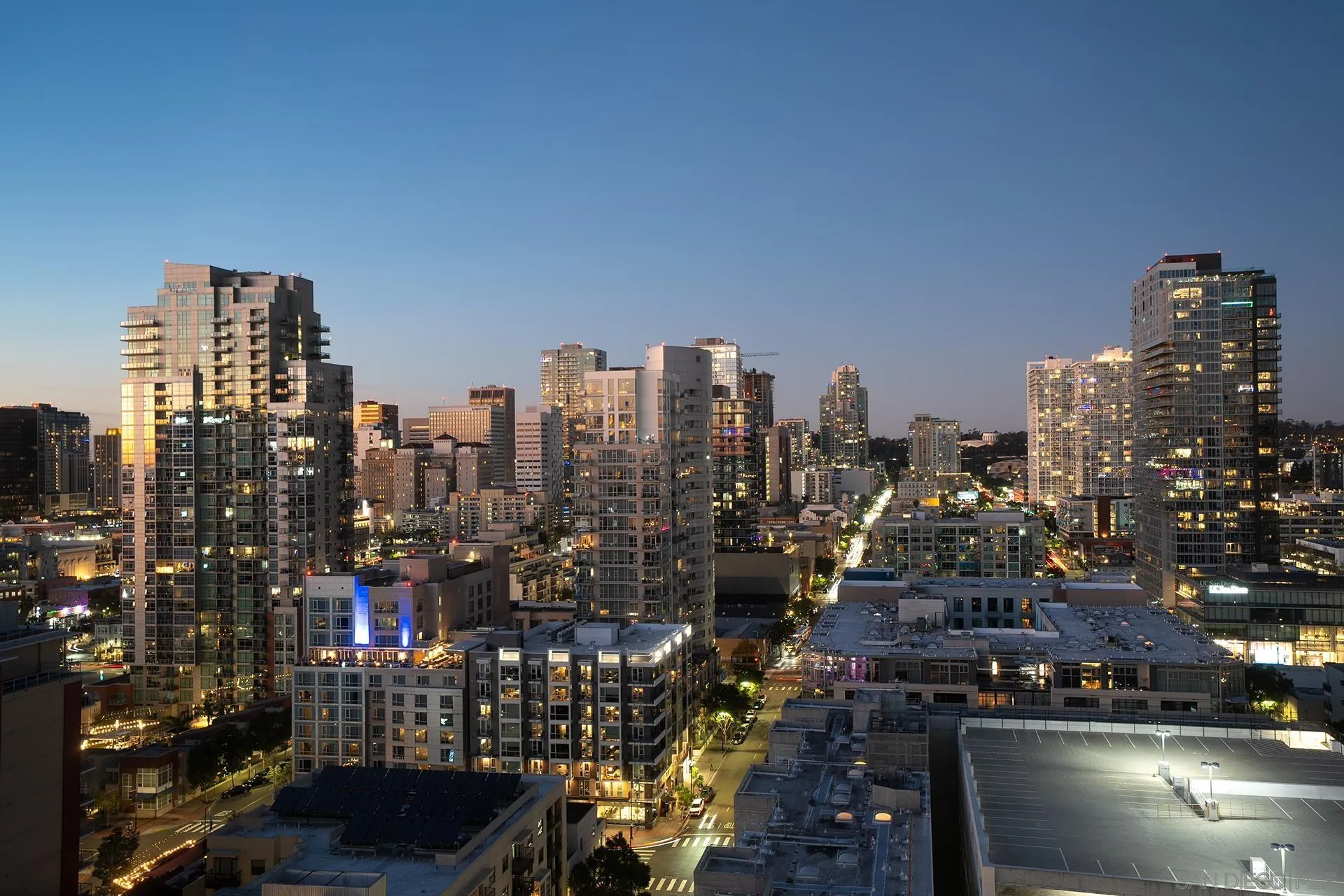 321 10th Ave Unit 2101