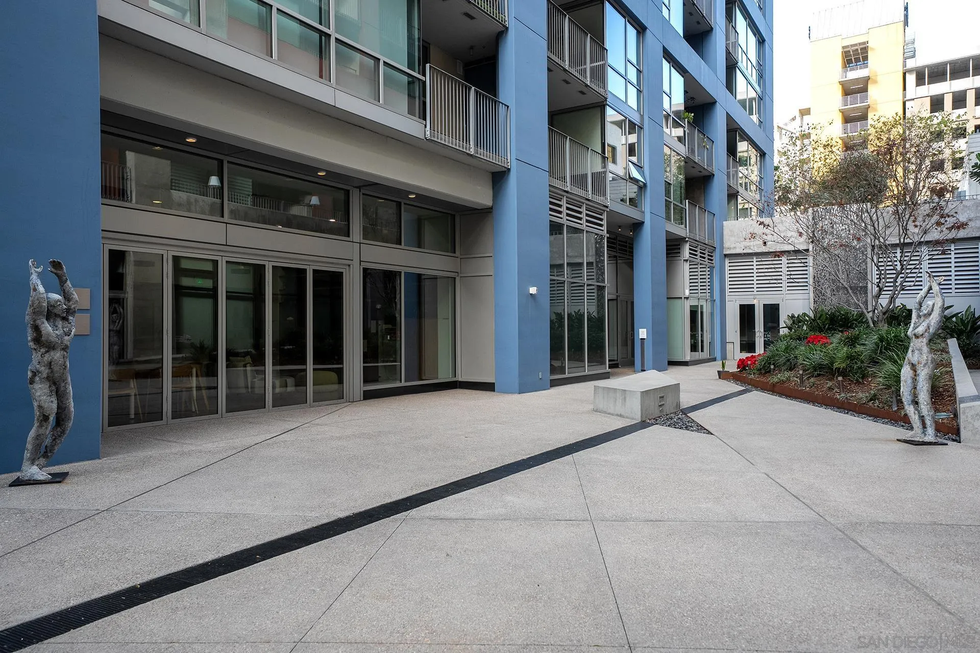 321 10th Ave Unit 2101