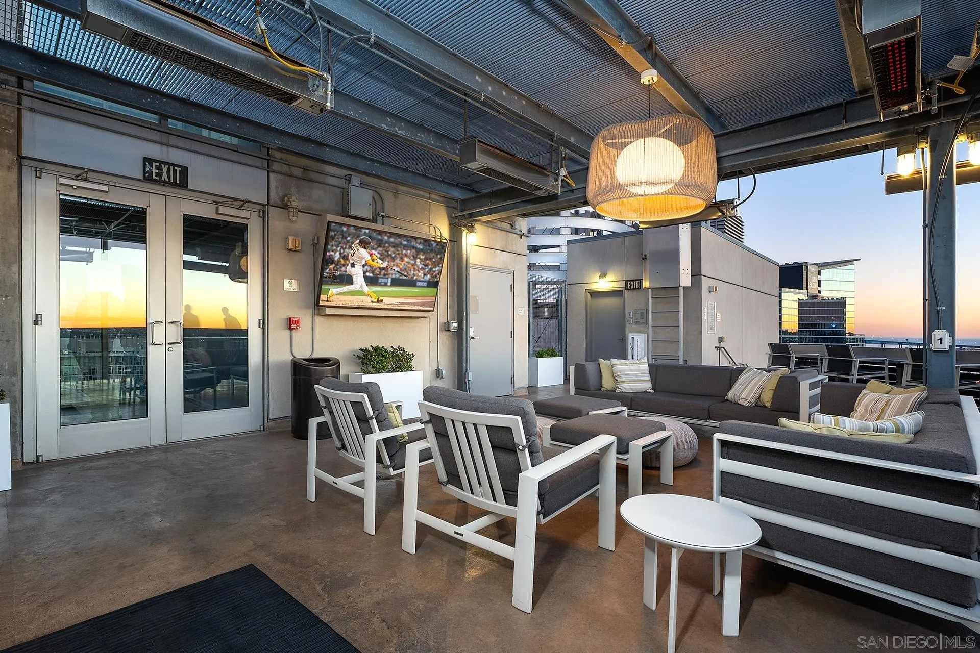 321 10th Ave Unit 2101