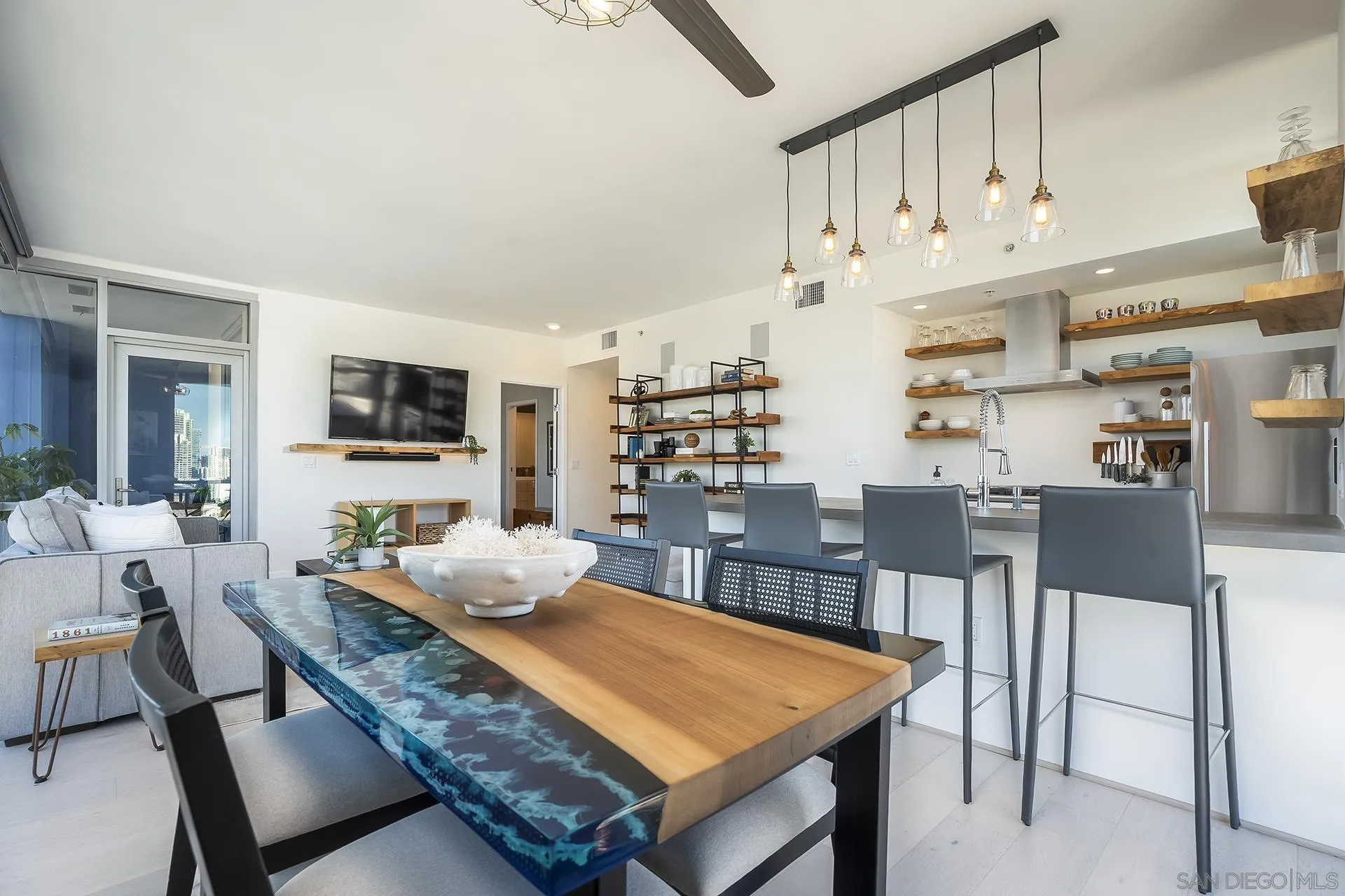 321 10th Ave Unit 2101