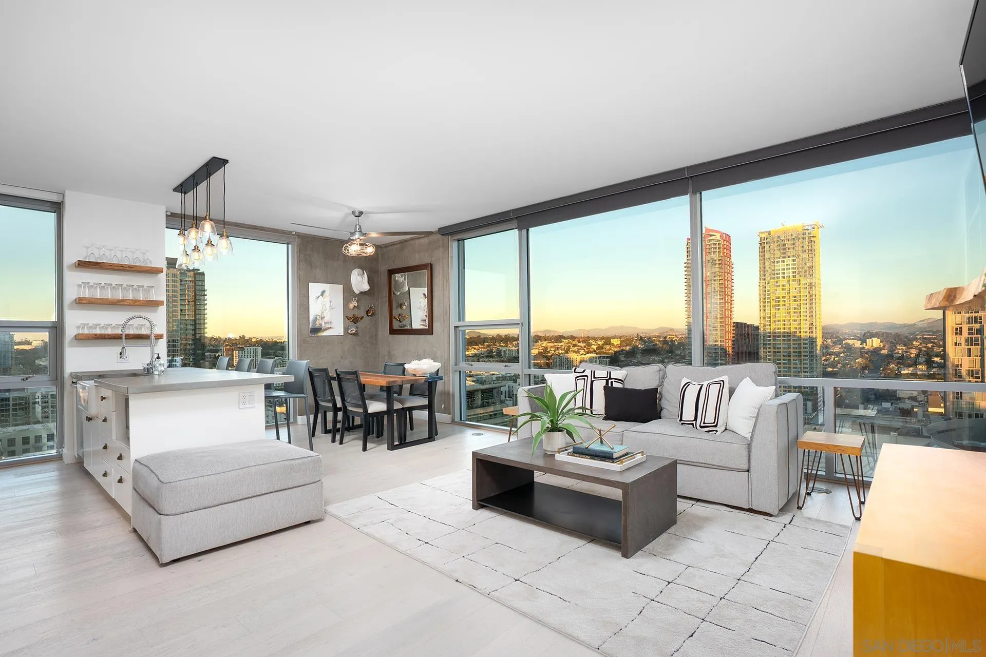 321 10th Ave Unit 2101