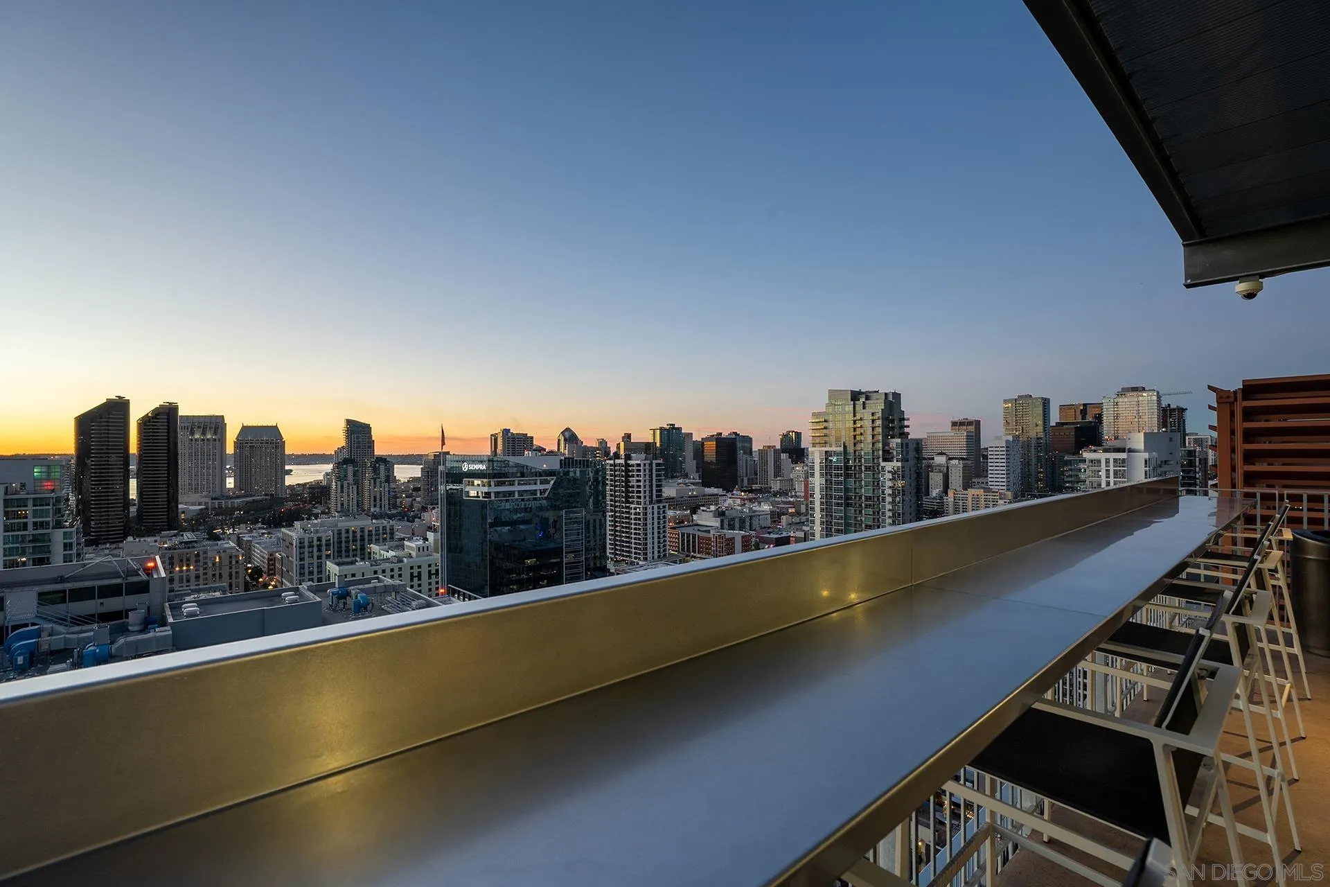 321 10th Ave Unit 2101