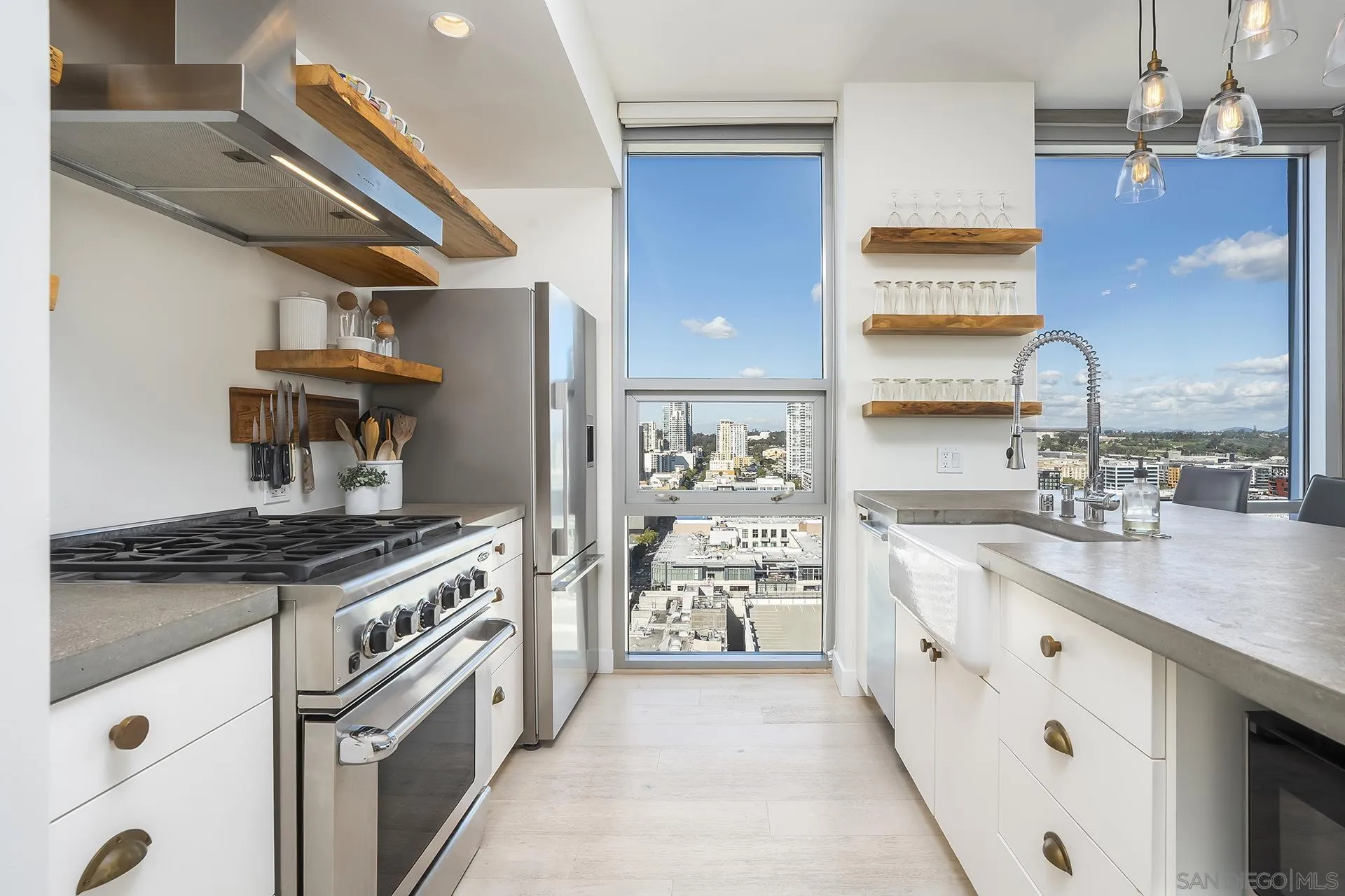 321 10th Ave Unit 2101