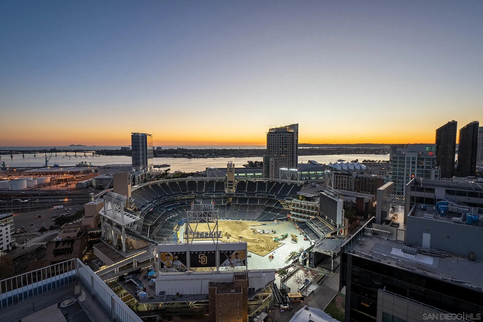 321 10th Ave Unit 2101