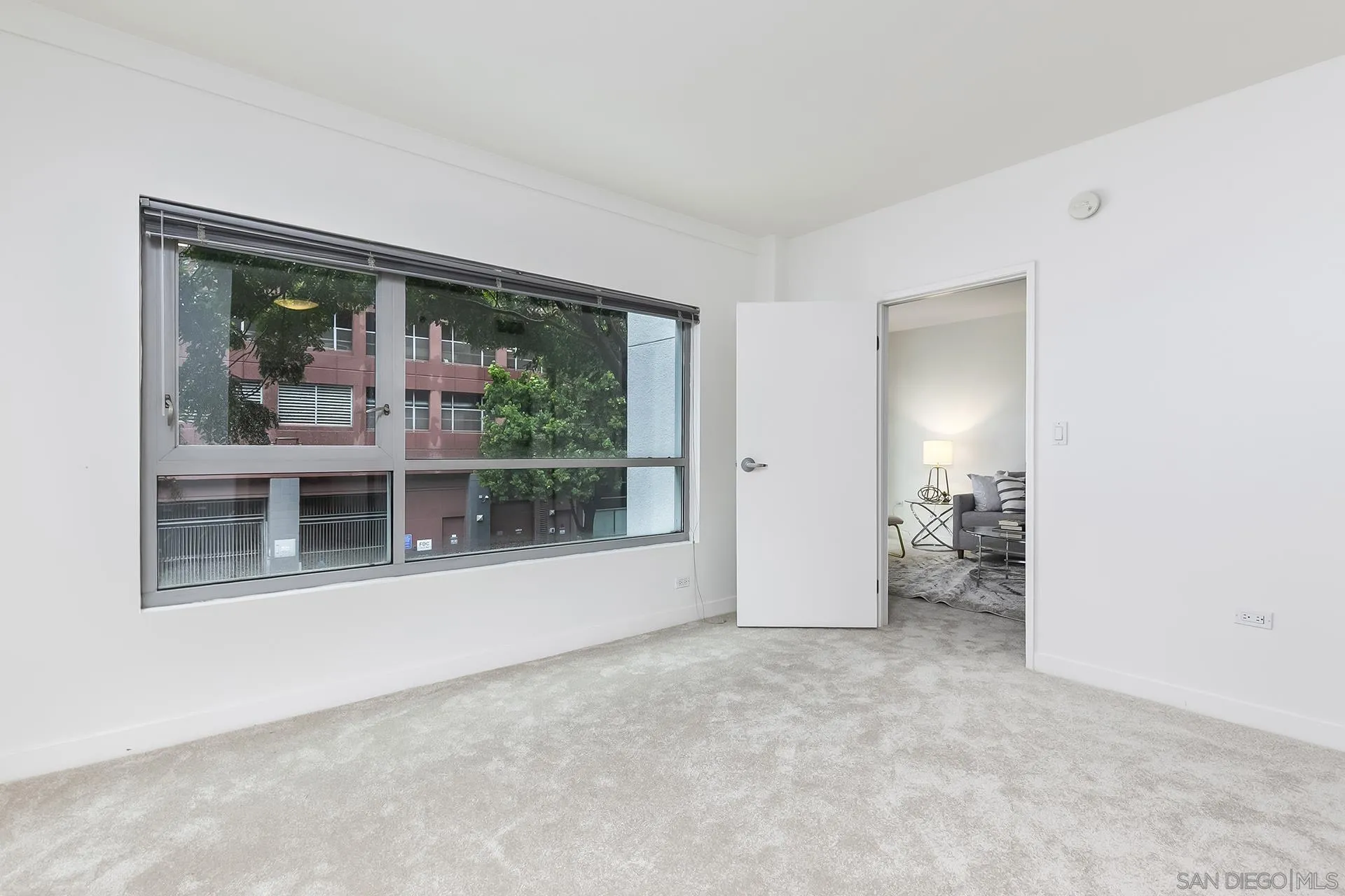 425 W Beech St Unit 327