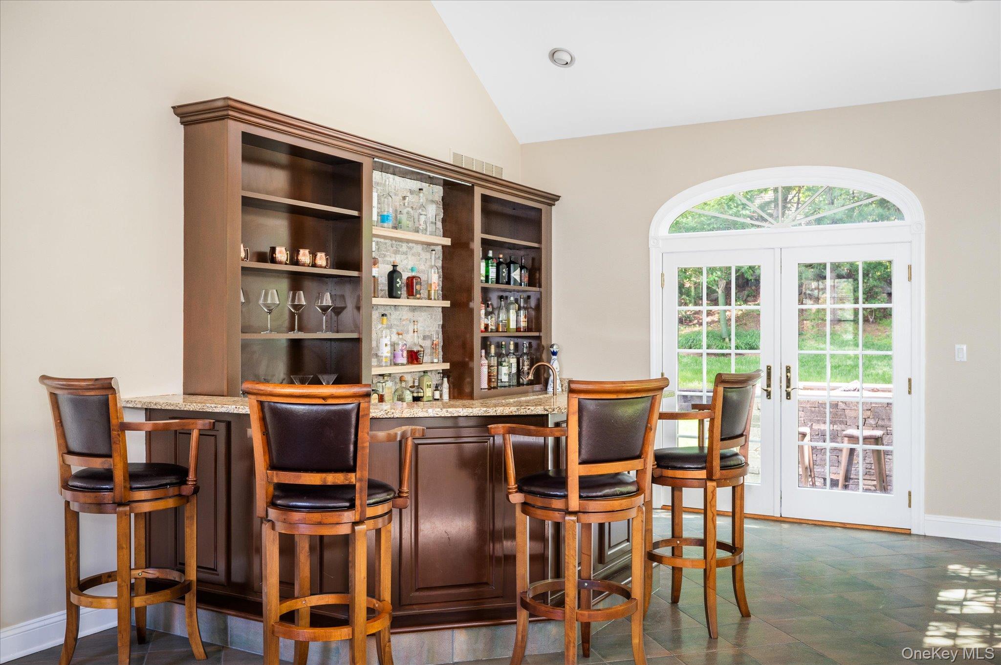 10 Kipps Court