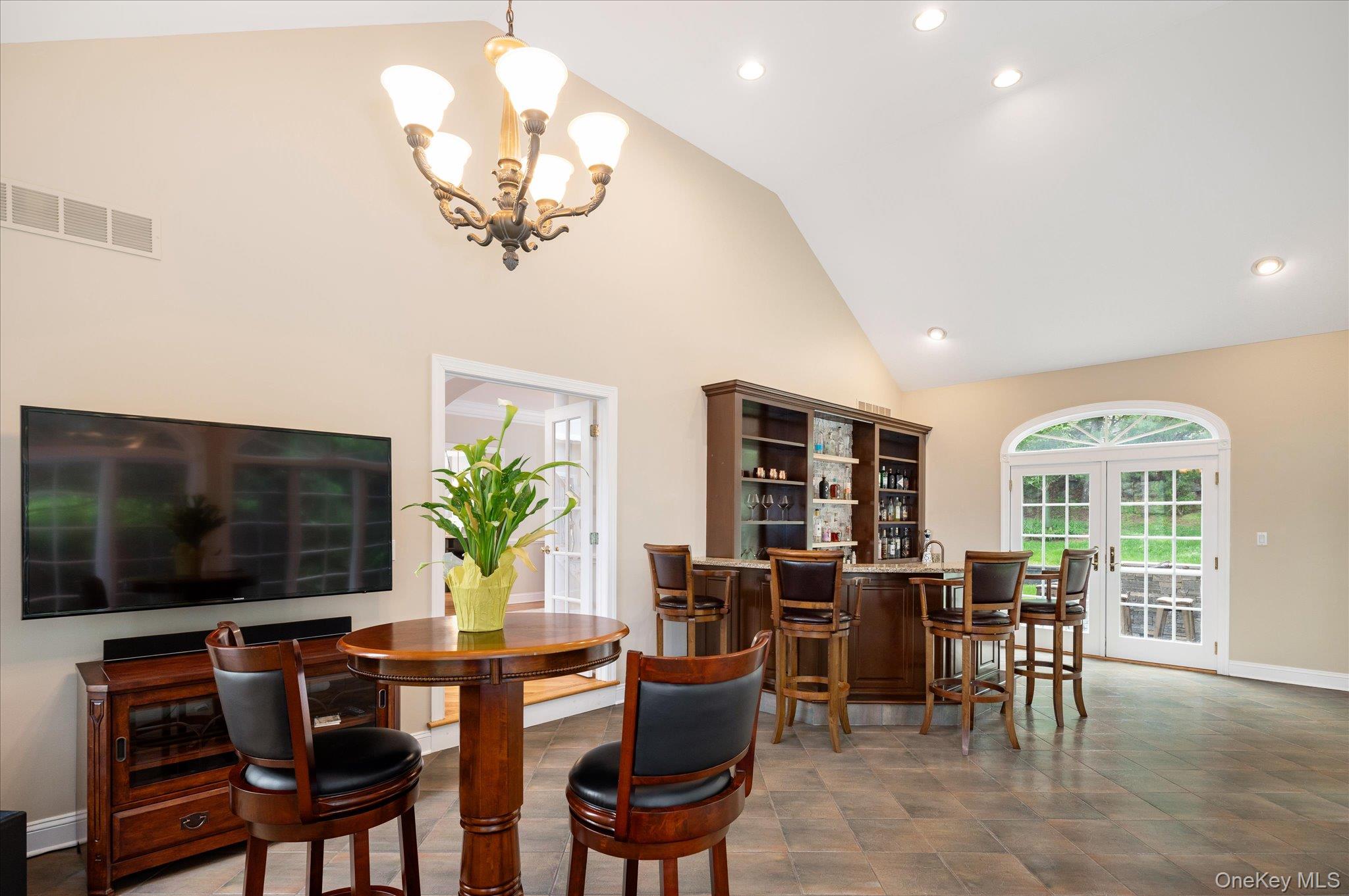10 Kipps Court