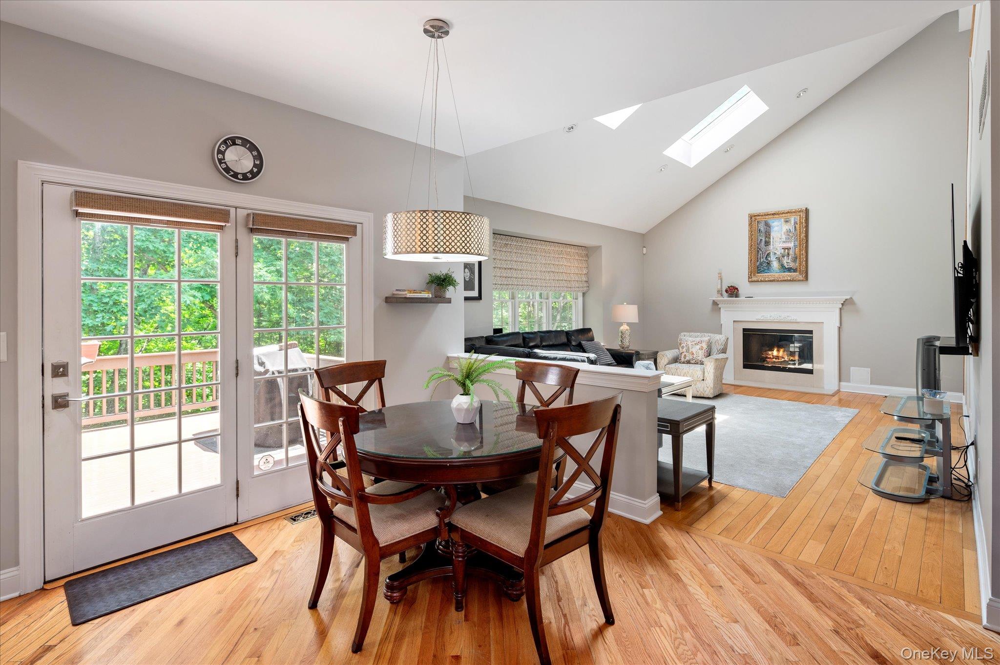 6 Theal Court