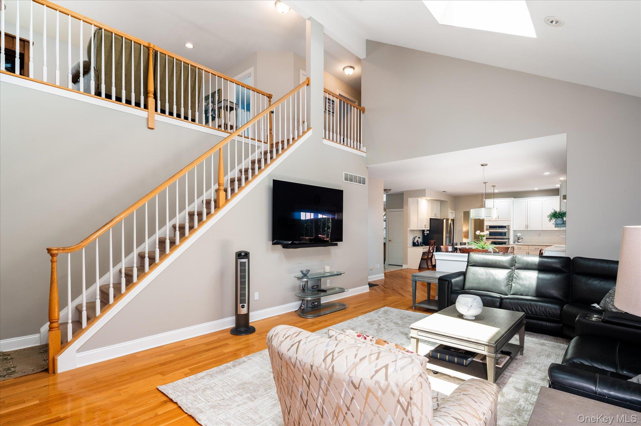 6 Theal Court