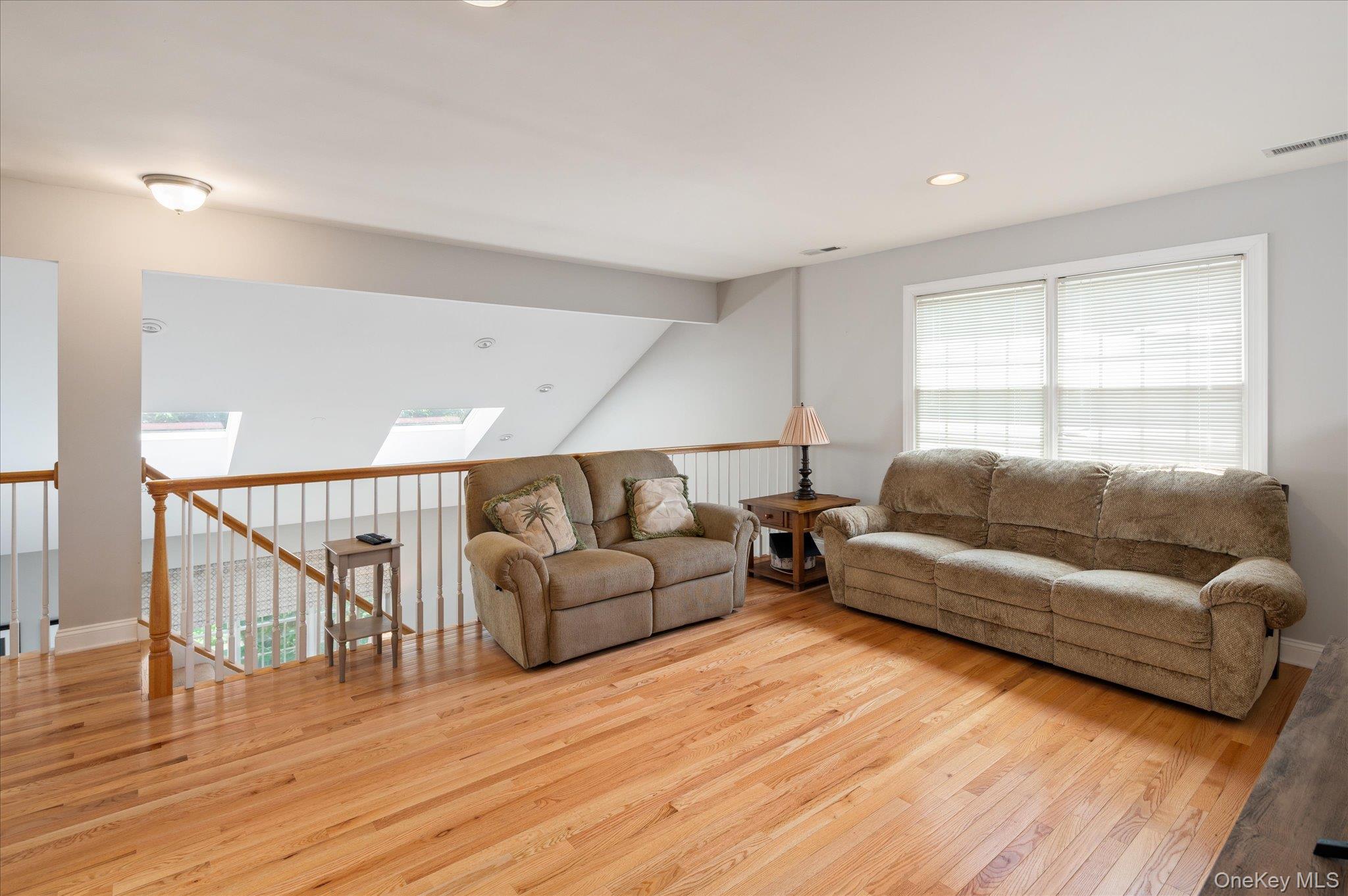 6 Theal Court