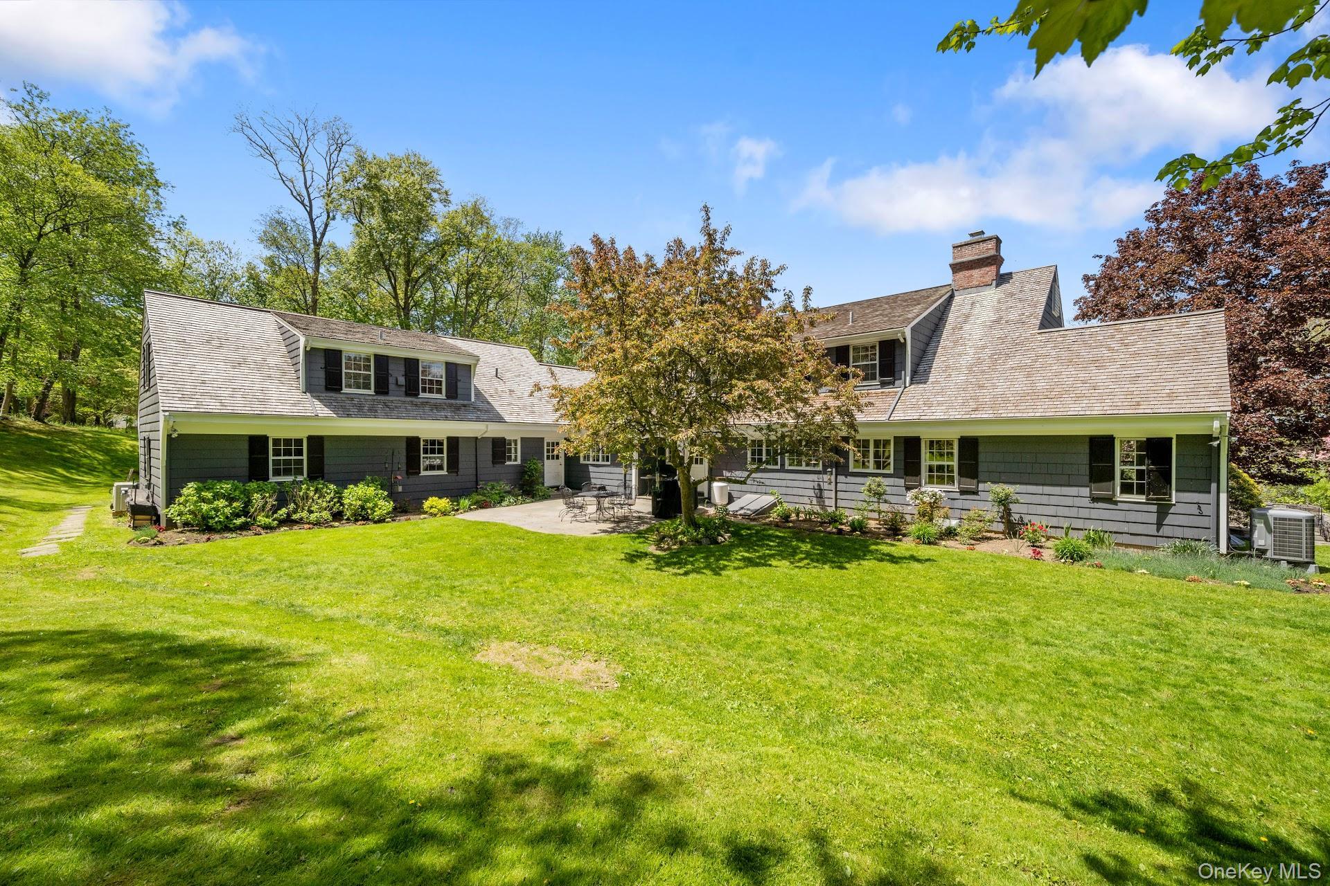 52 Lake Road