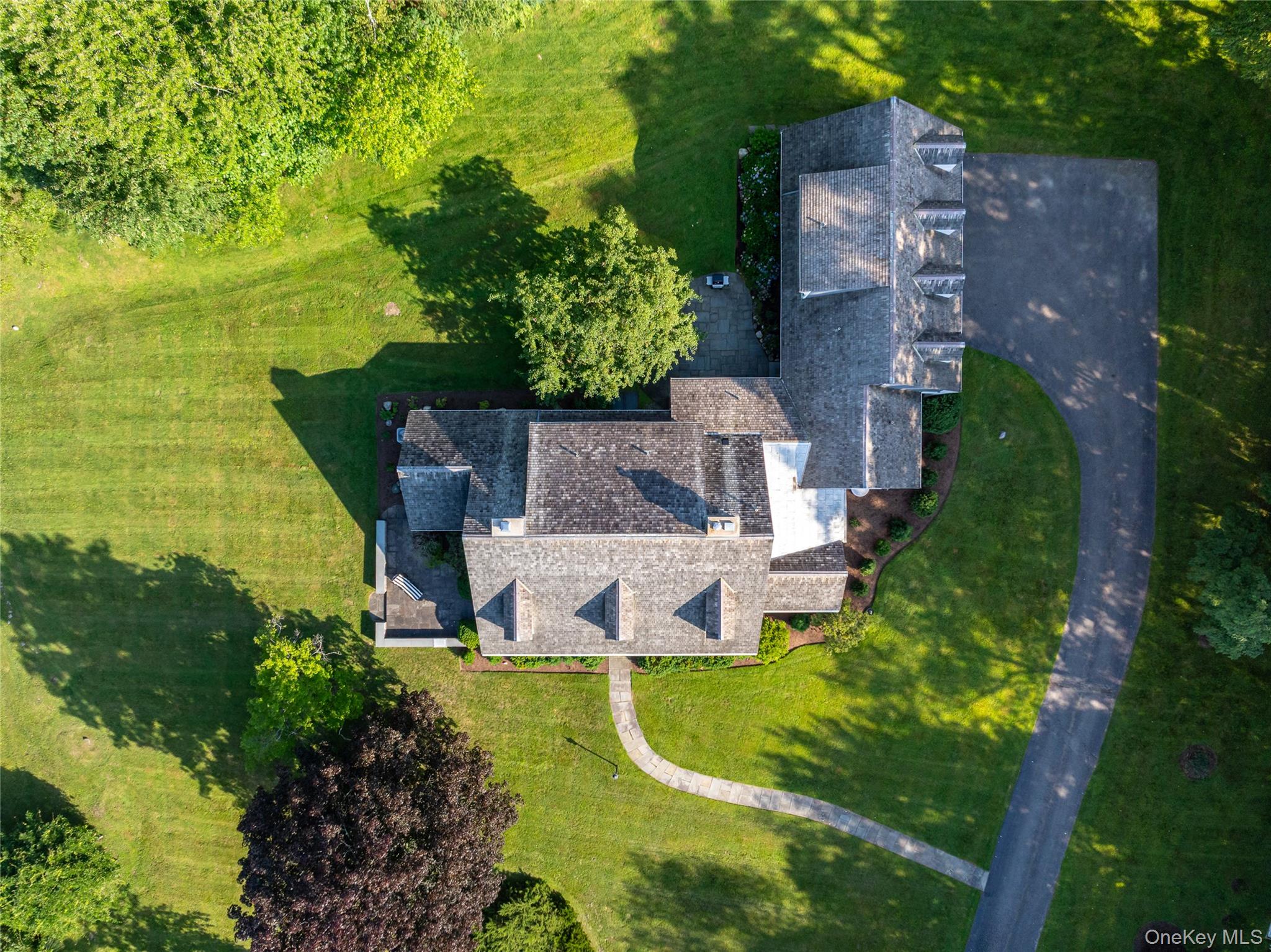 52 Lake Road